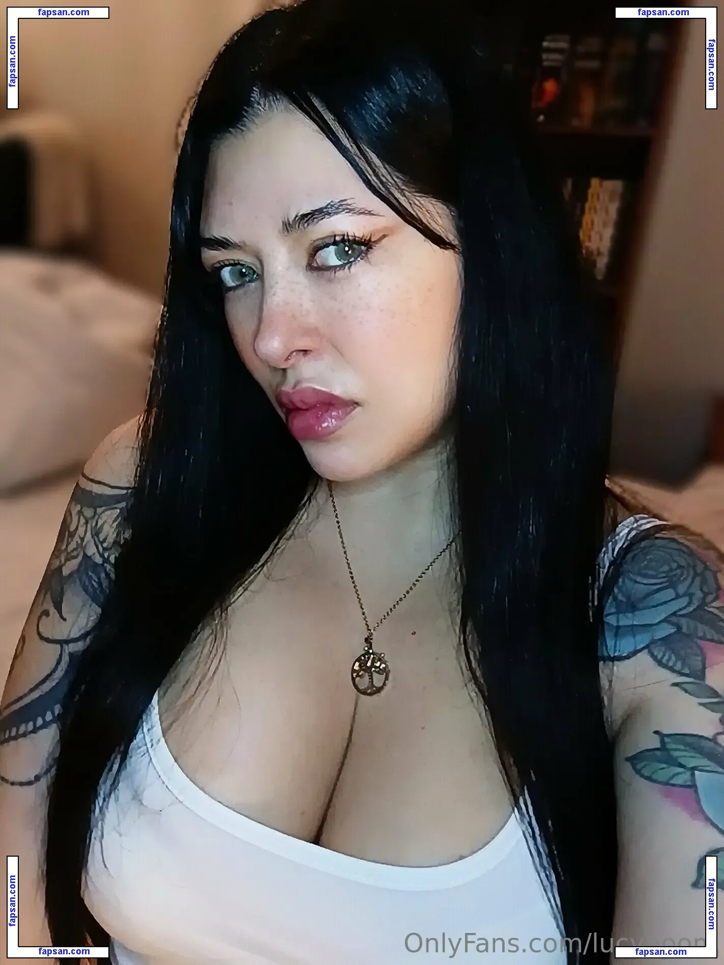 Lucyboom nude photo #0034 from OnlyFans