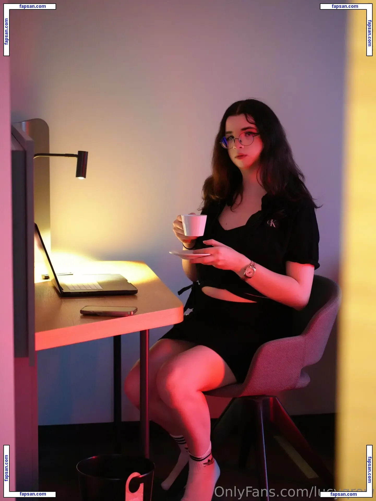 lucyqrow nude photo #0003 from OnlyFans
