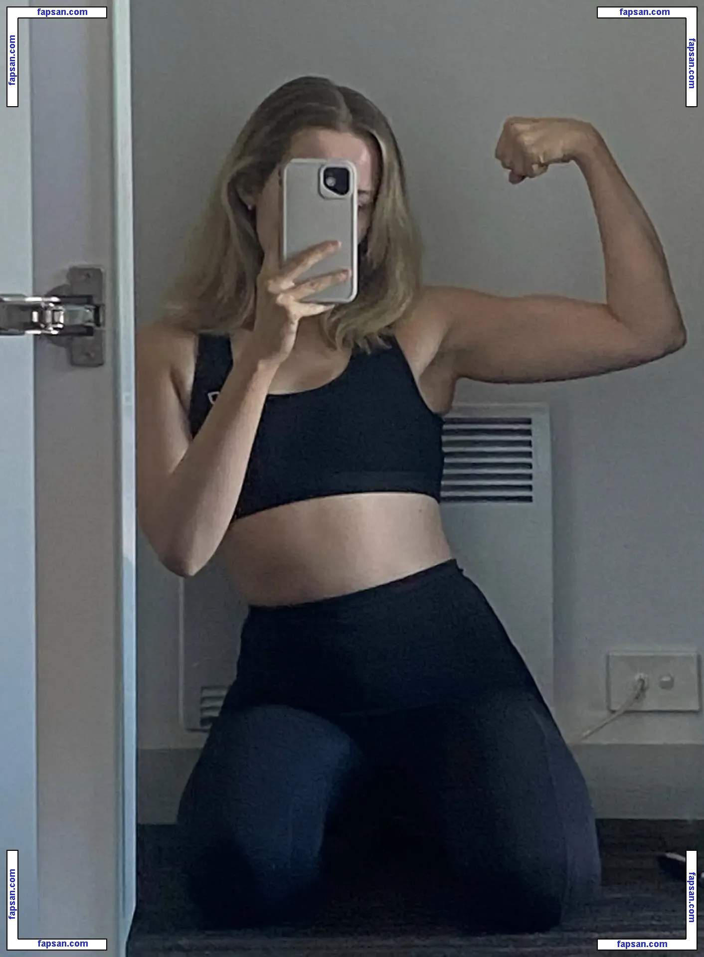 lucyveia голая фото #0014 с Онлифанс