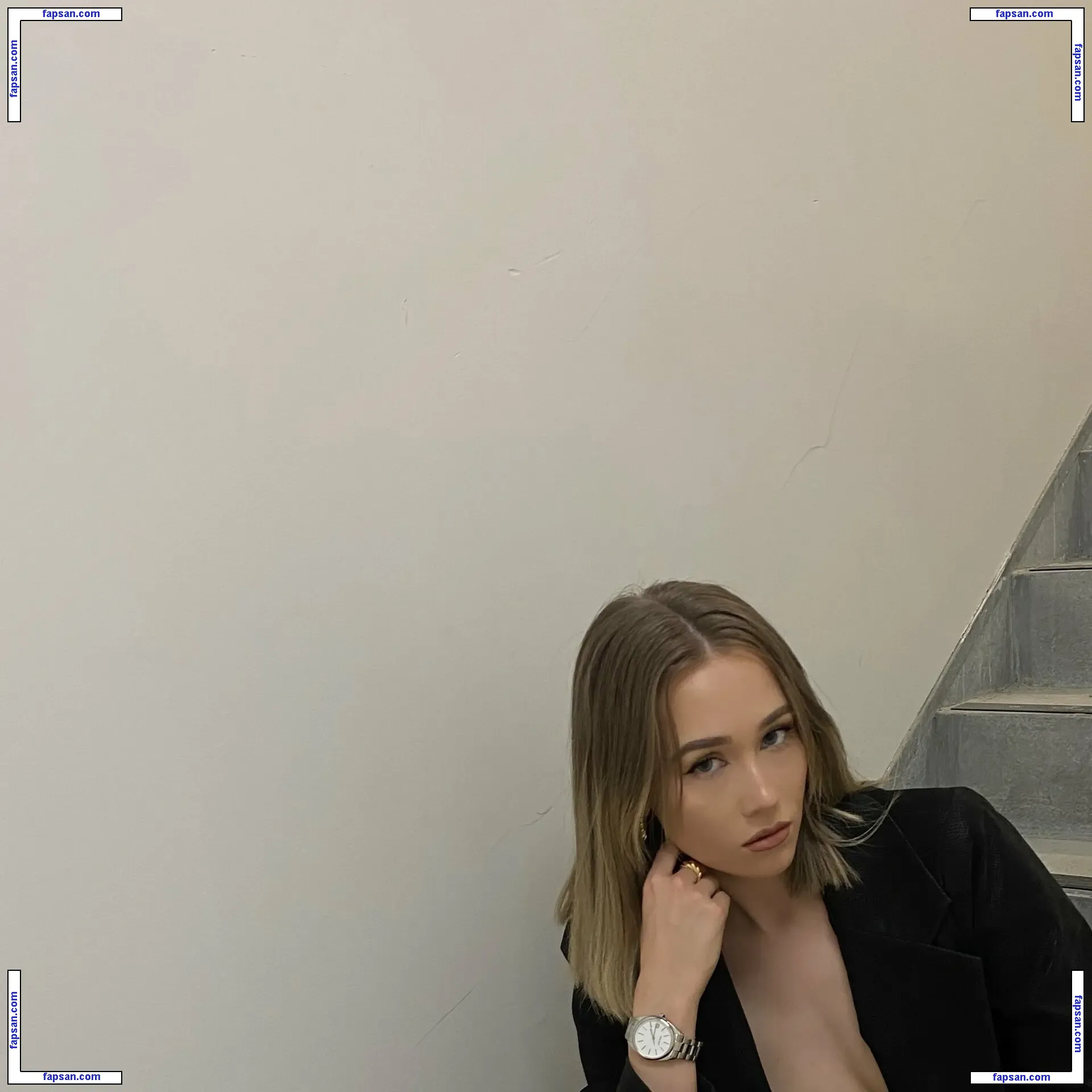 lucyveia голая фото #0016 с Онлифанс