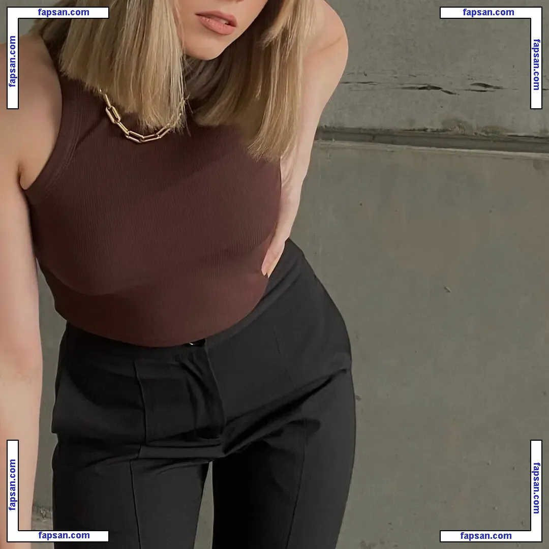 lucyveia голая фото #0022 с Онлифанс