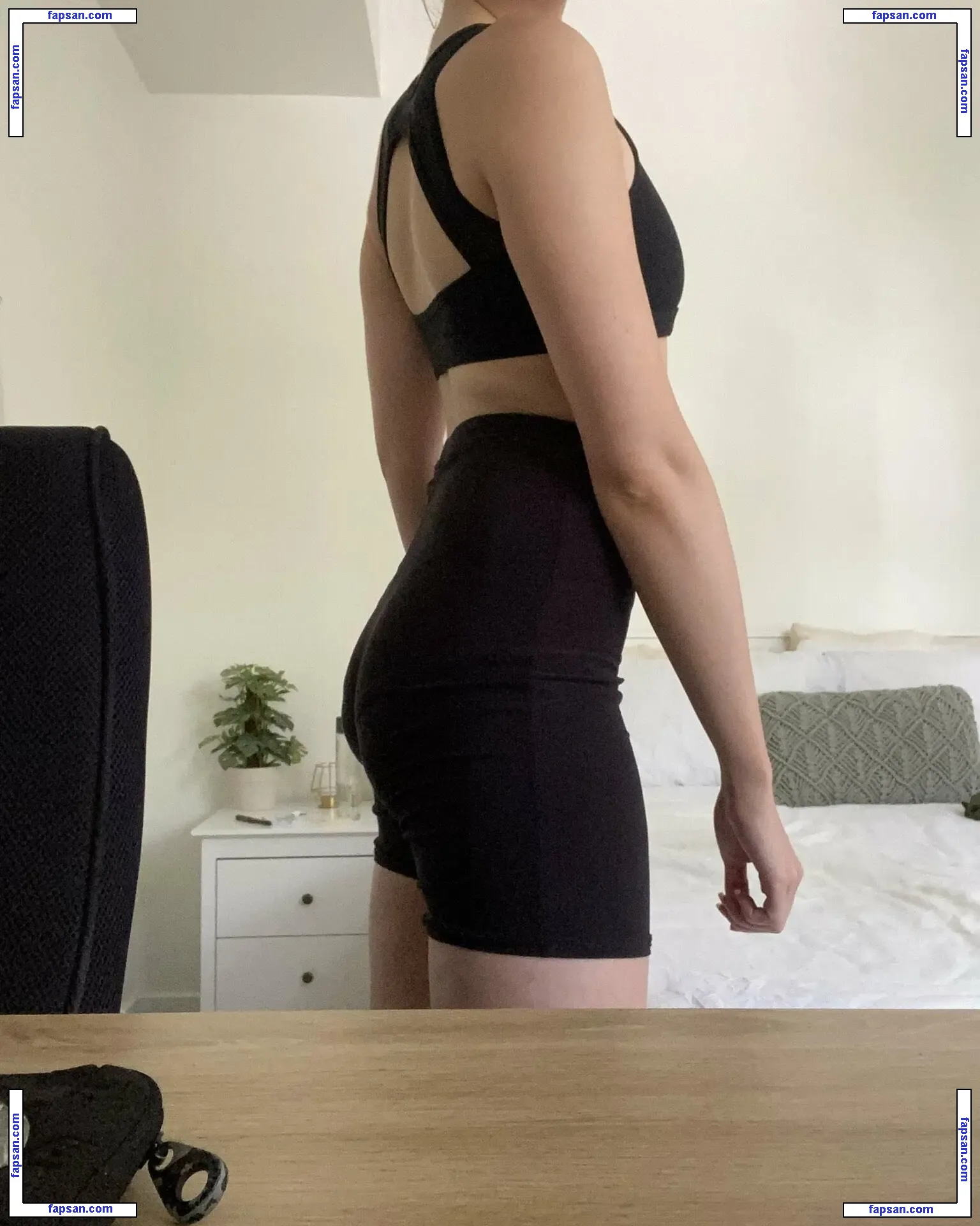 lucyveia голая фото #0023 с Онлифанс