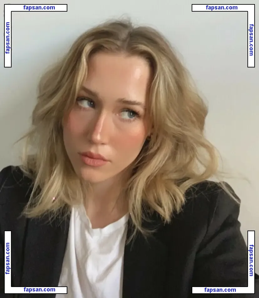 lucyveia голая фото #0025 с Онлифанс