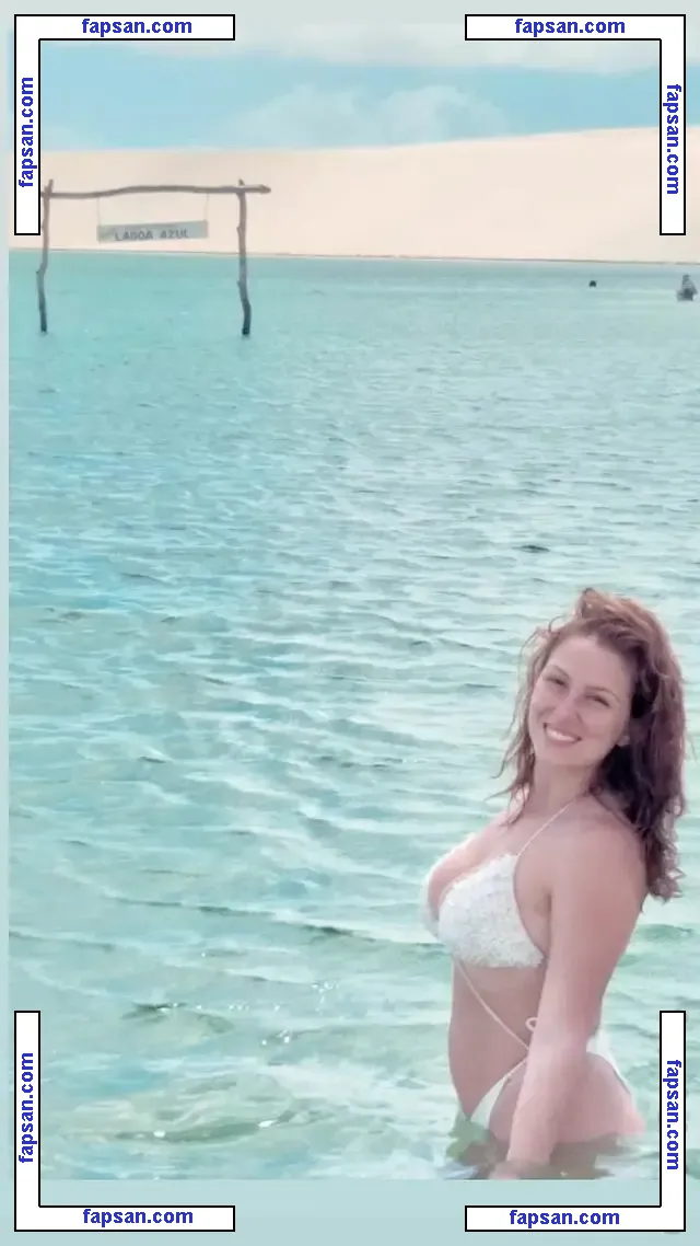 Lueri Caroni nude photo #0016 from OnlyFans