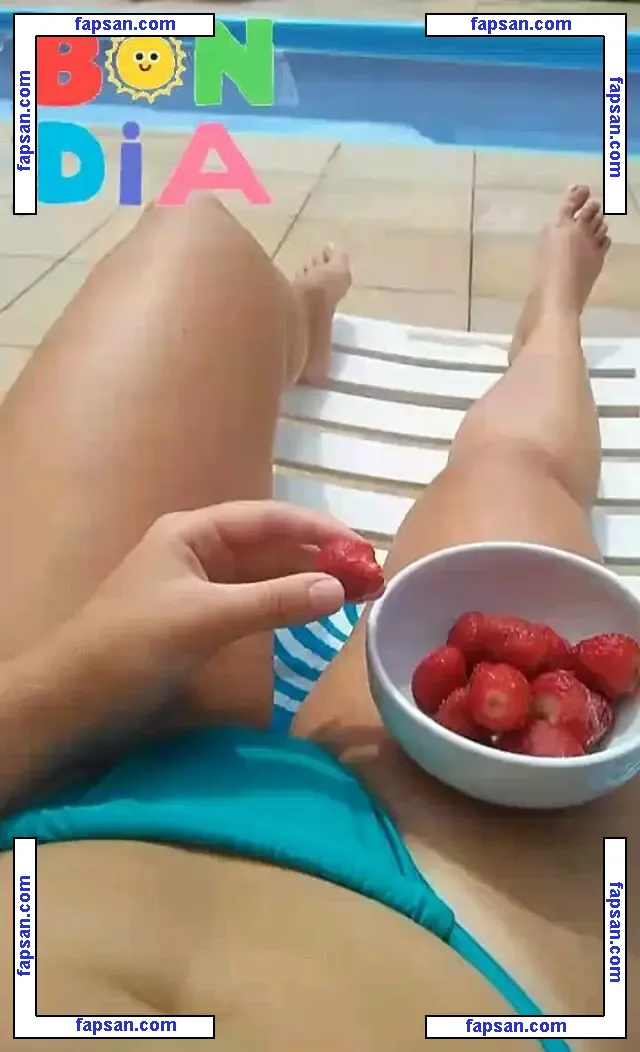 Lueri Caroni nude photo #0022 from OnlyFans