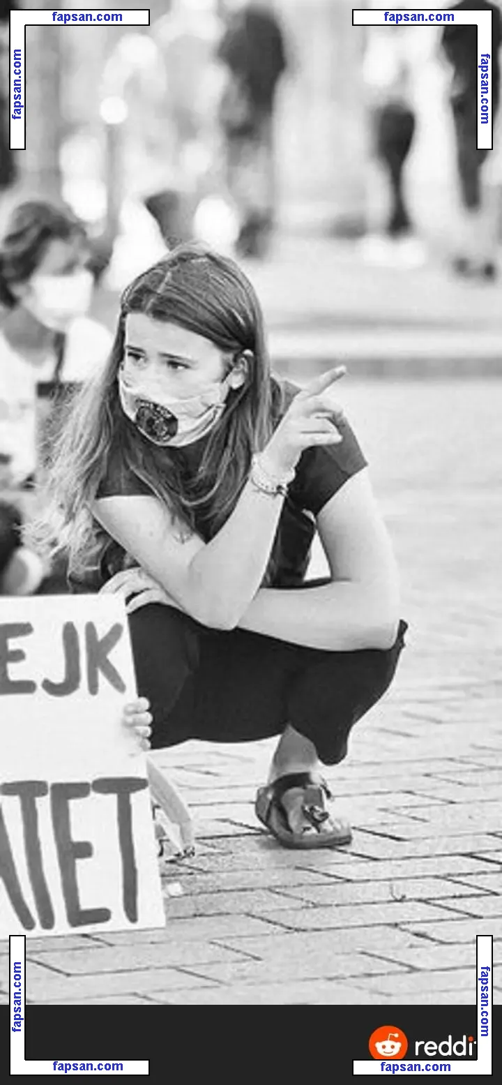 Luisa Neubauer nude photo #0024 from OnlyFans