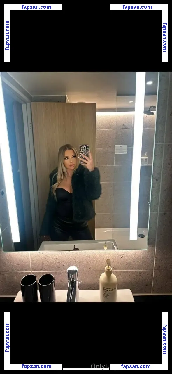 luisa-sofie nude photo #0002 from OnlyFans