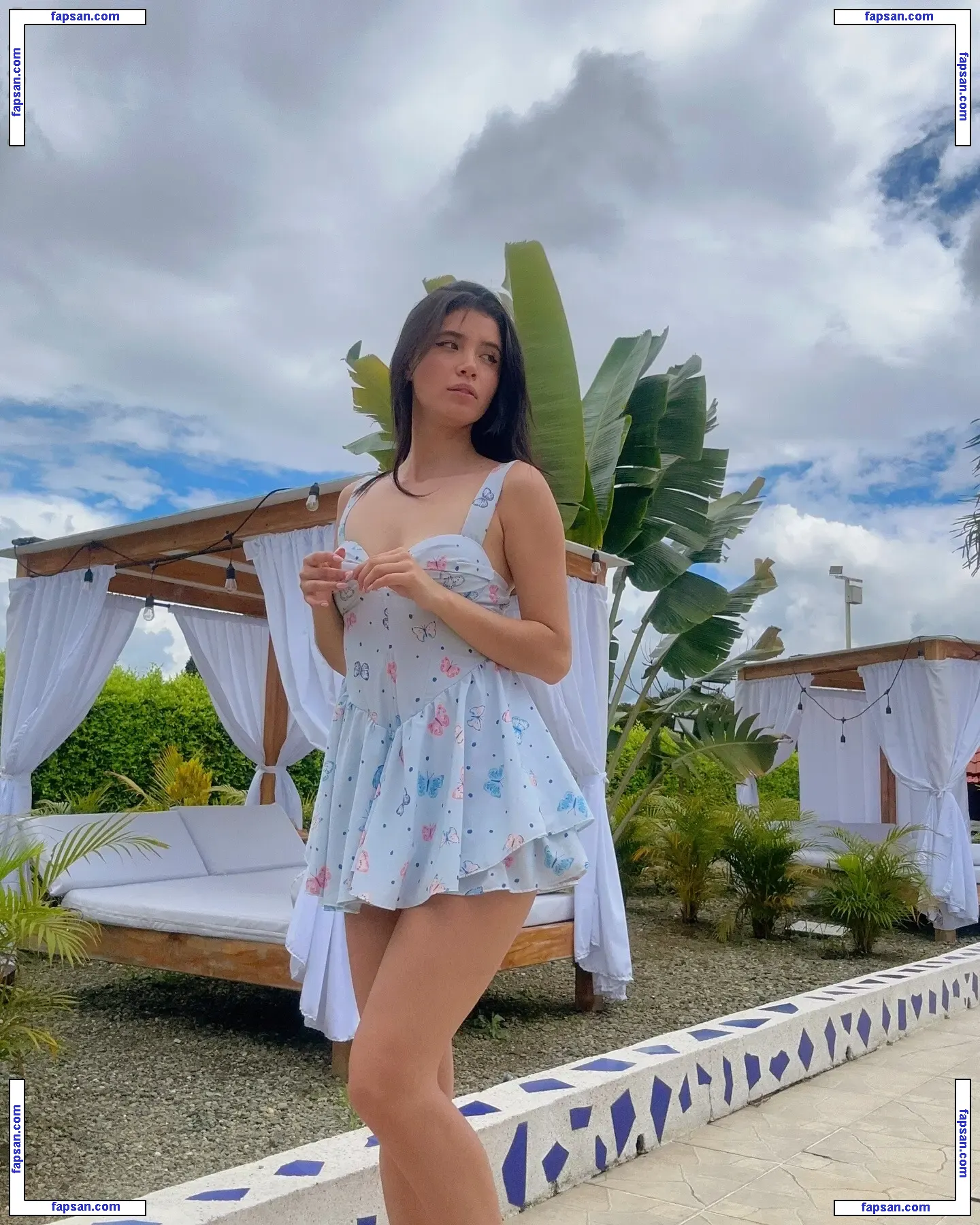 Luisa Valencia nude photo #0006 from OnlyFans