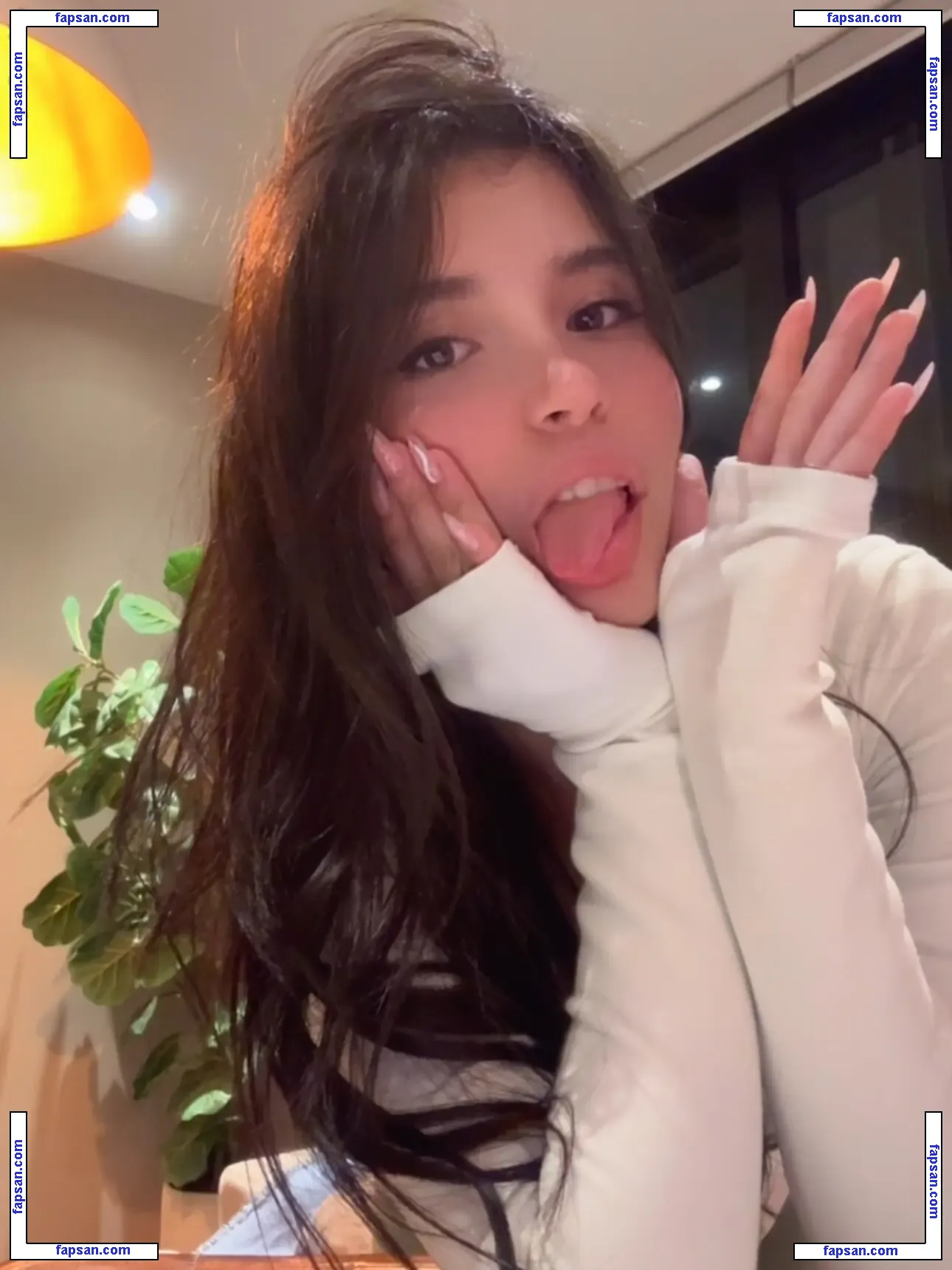 Luisa Valencia nude photo #0024 from OnlyFans