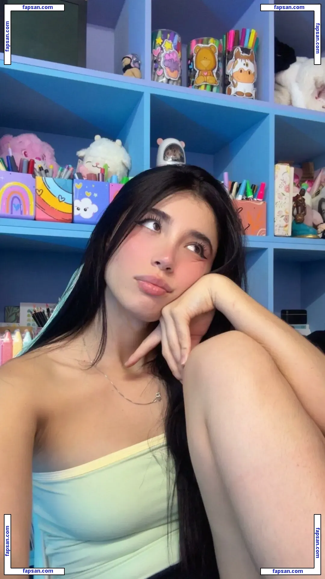 Luisa Valencia голая фото #0073 с Онлифанс