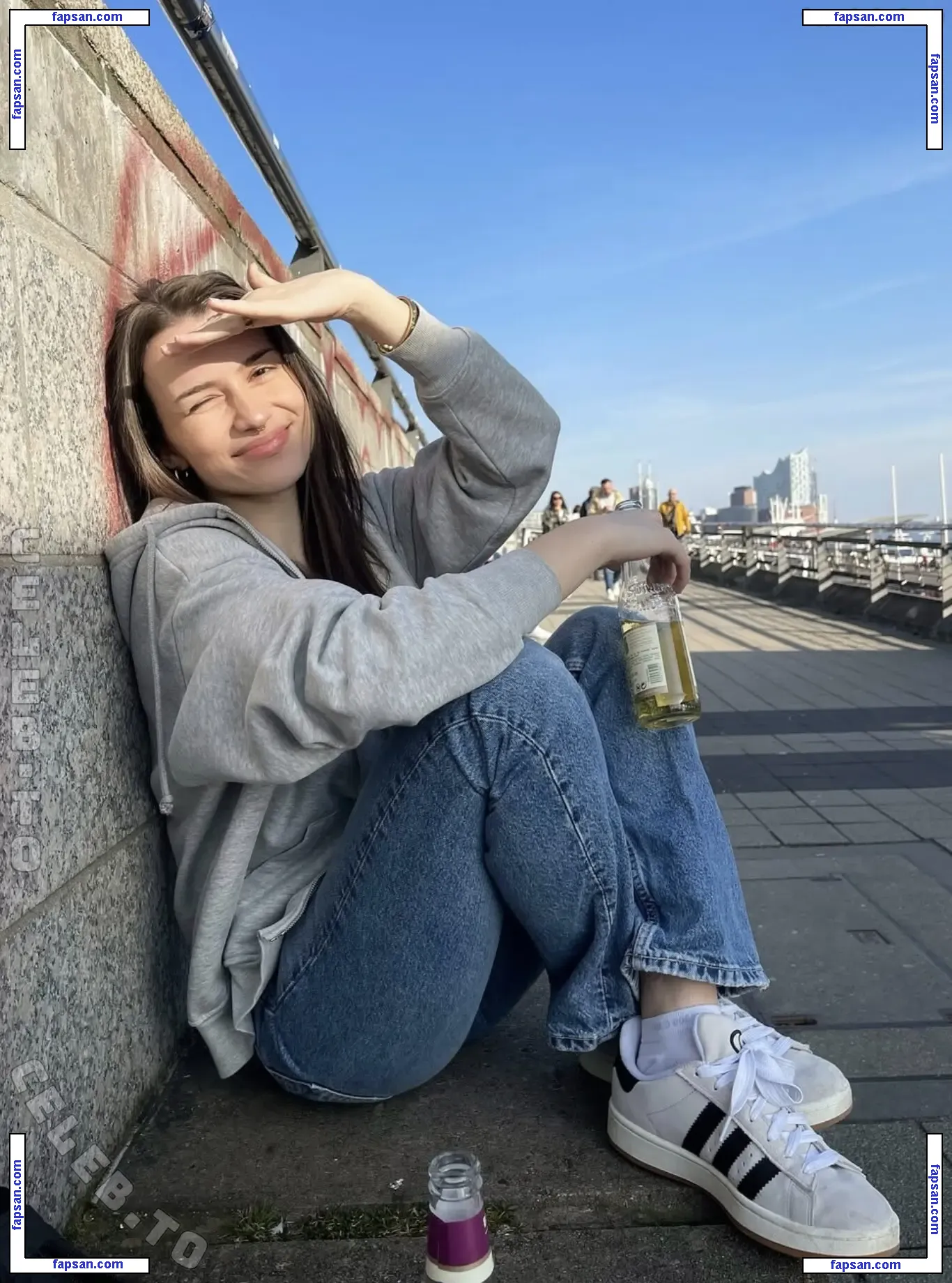 LuisaMariiaa nude photo #0012 from OnlyFans