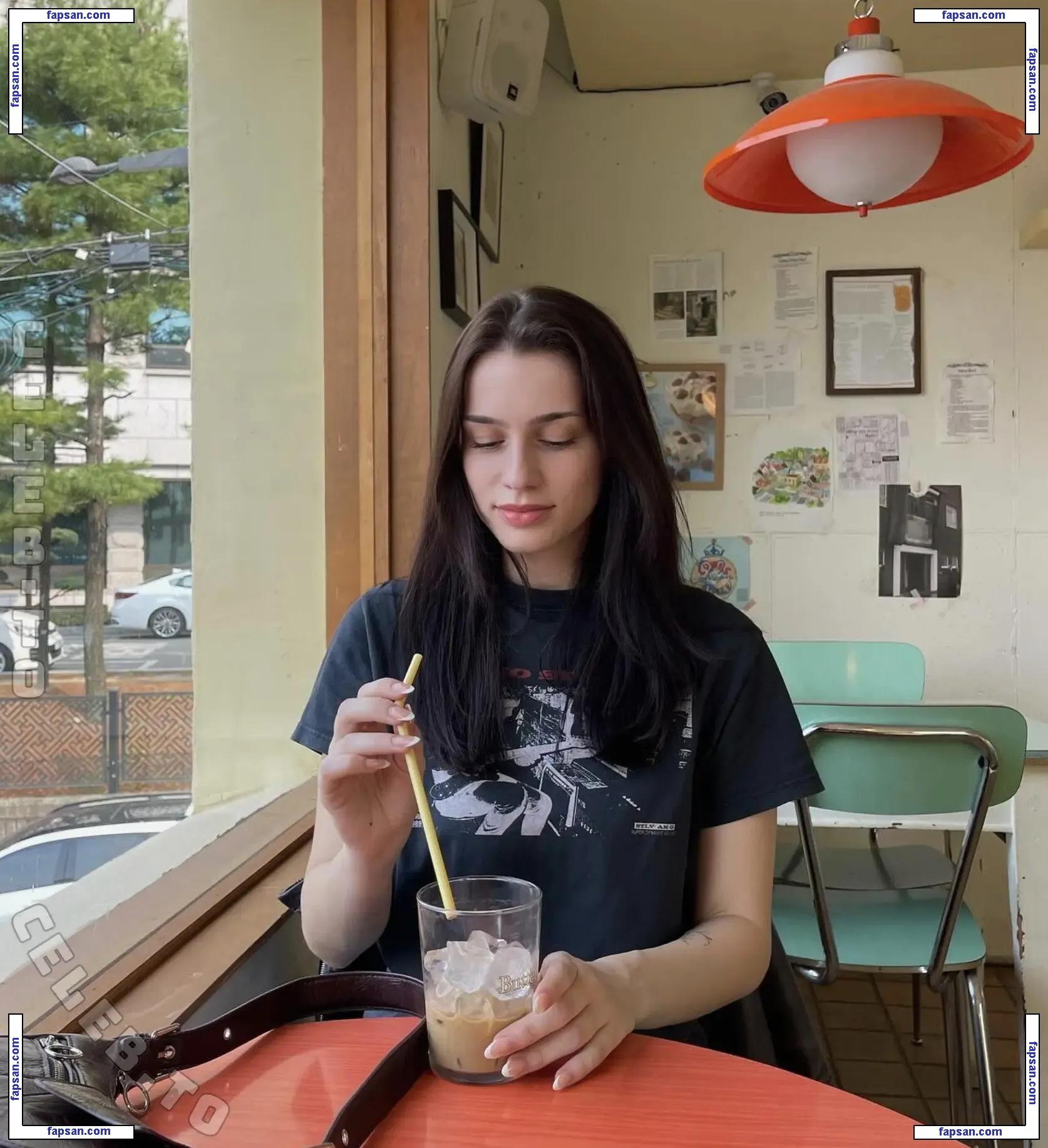 LuisaMariiaa nude photo #0019 from OnlyFans