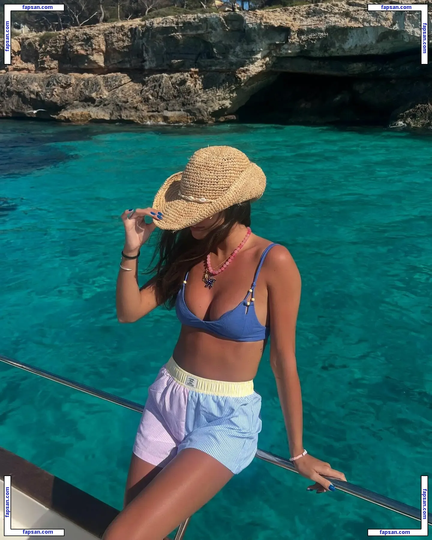 Luisinha Oliveira nude photo #0060 from OnlyFans