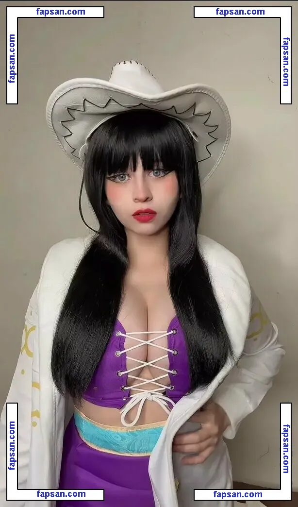 Luly Makima голая фото #0001 с Онлифанс