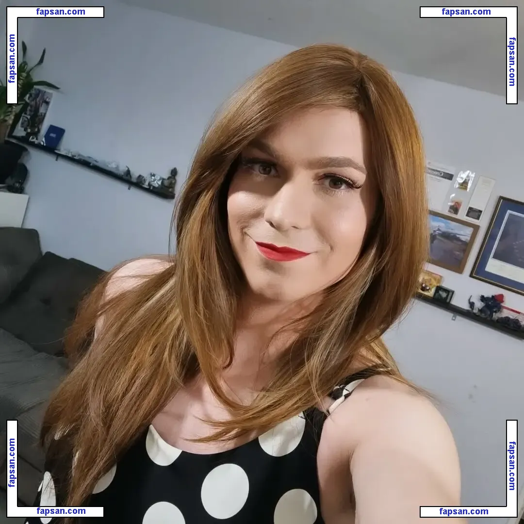 Luna Bella nude photo #0017 from OnlyFans