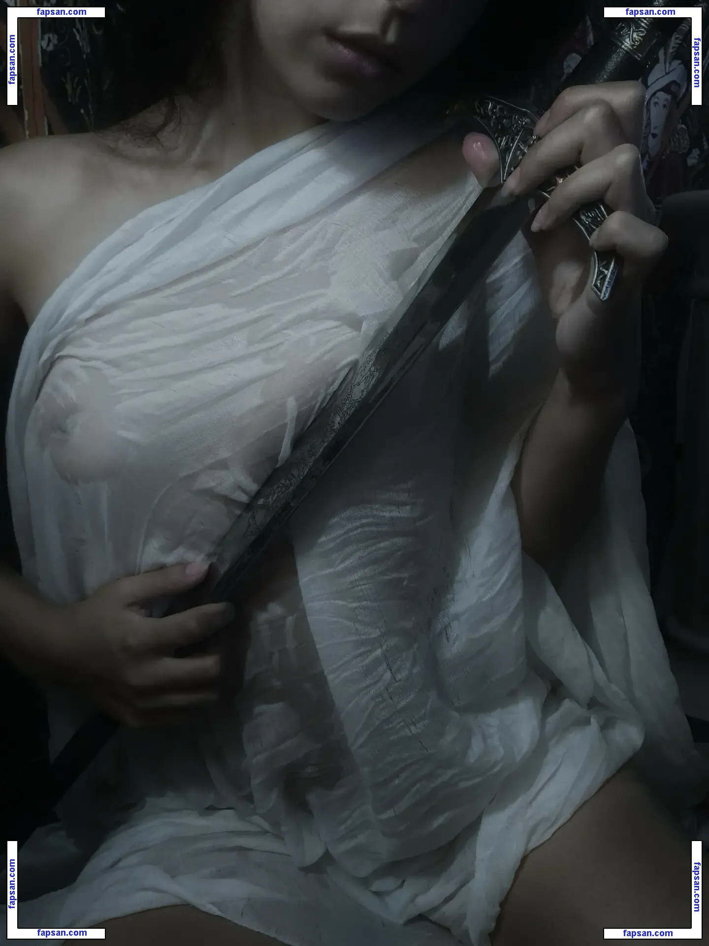 Luna Myosotis nude photo #0005 from OnlyFans