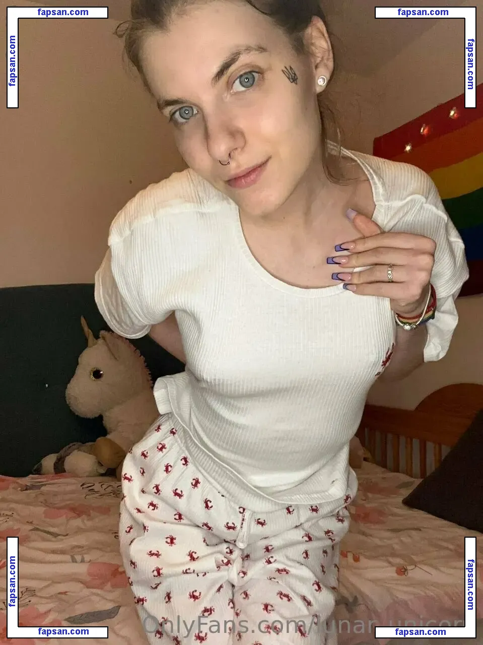 lunar_unicorn nude photo #0042 from OnlyFans