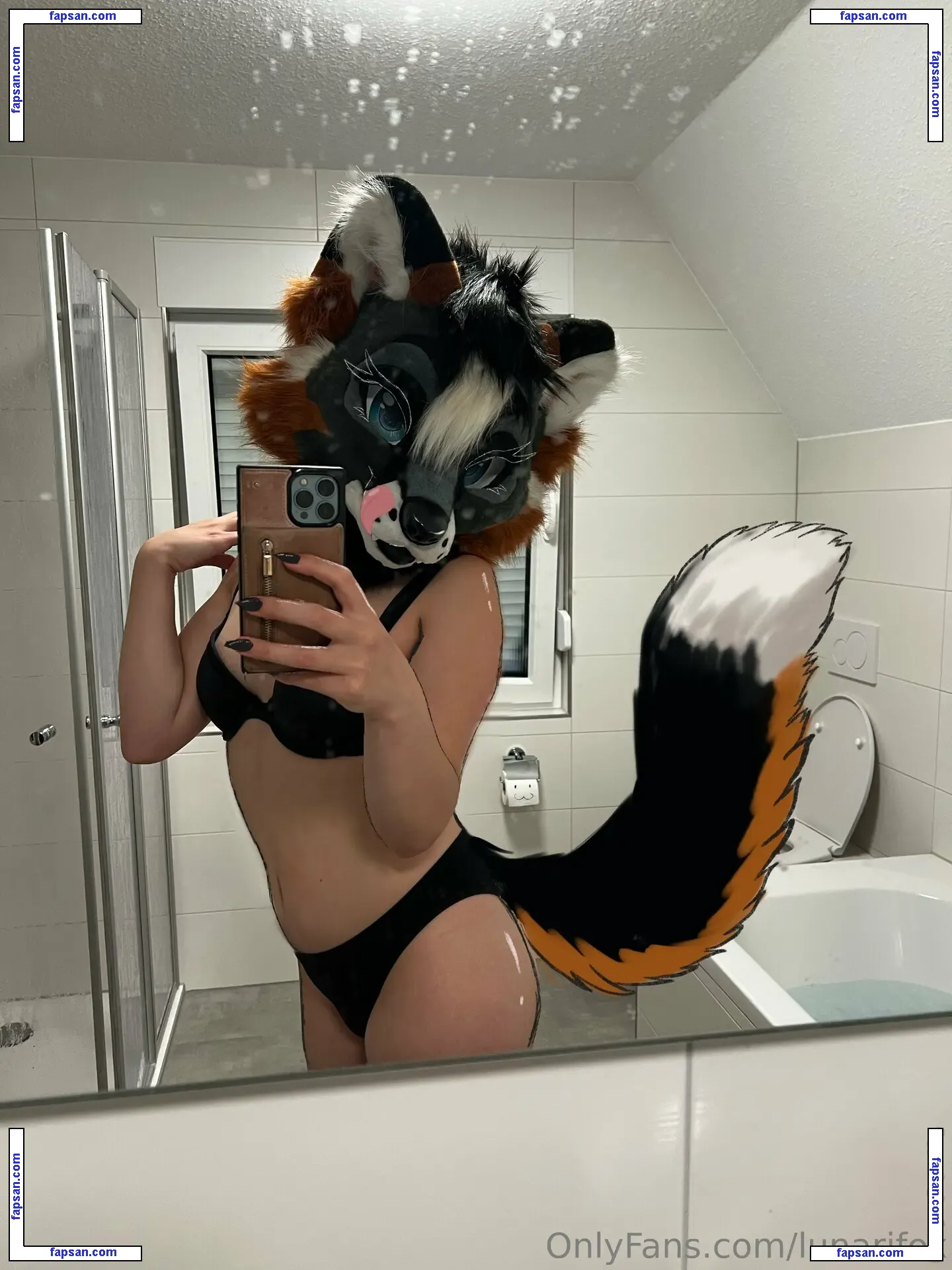 lunarifox nude photo #0015 from OnlyFans