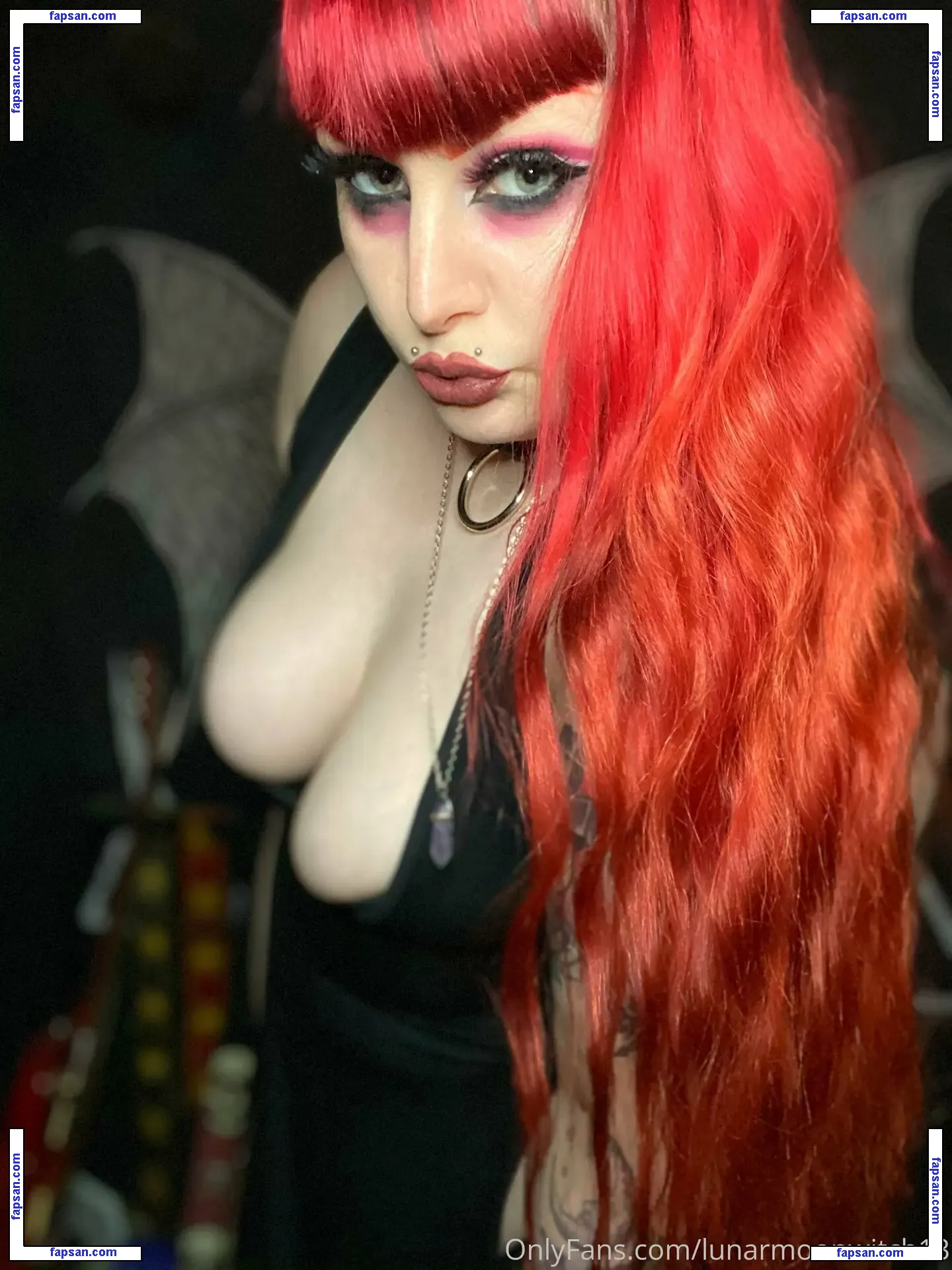 lunarmoonwitch13 nude photo #0010 from OnlyFans