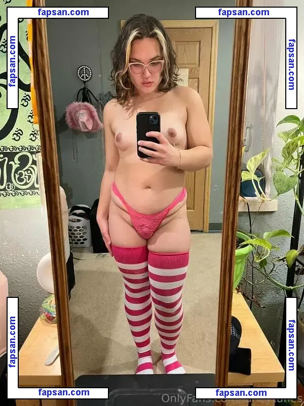 luneytunes nude photo #0013 from OnlyFans