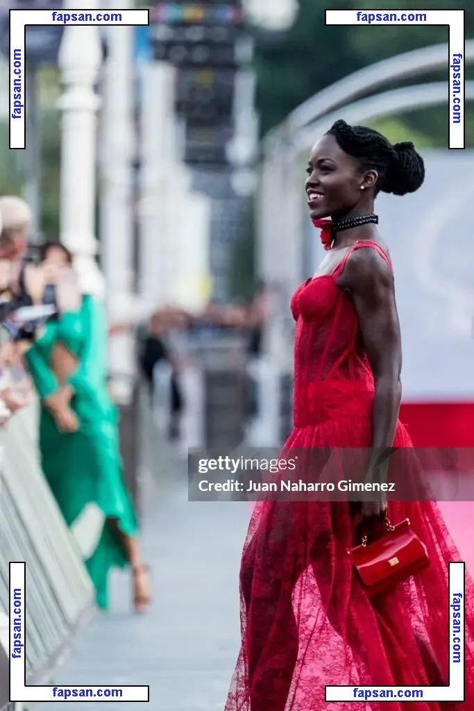 Lupita Nyong'o голая фото #0016 с Онлифанс