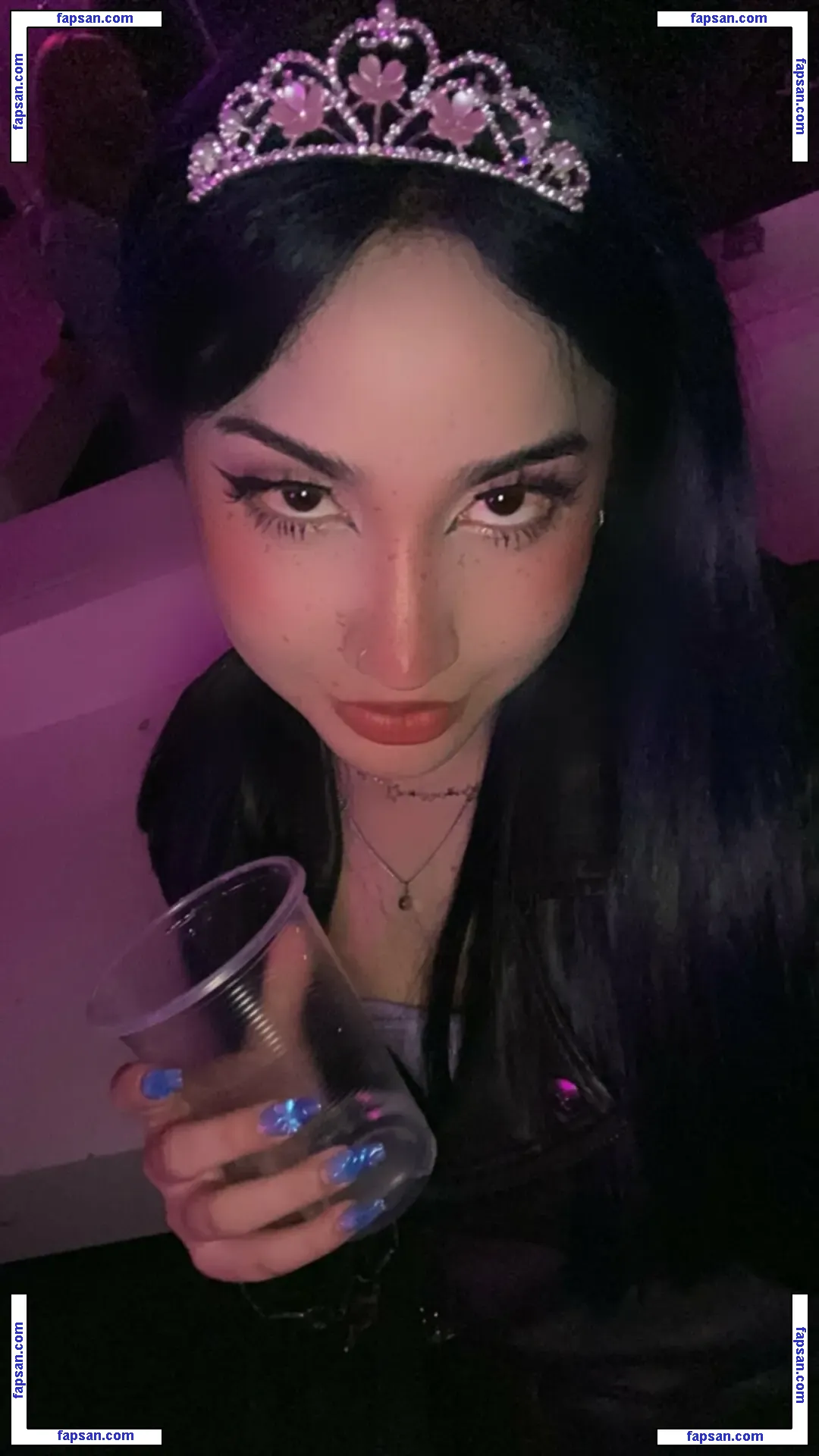 Lurruus голая фото #0002 с Онлифанс