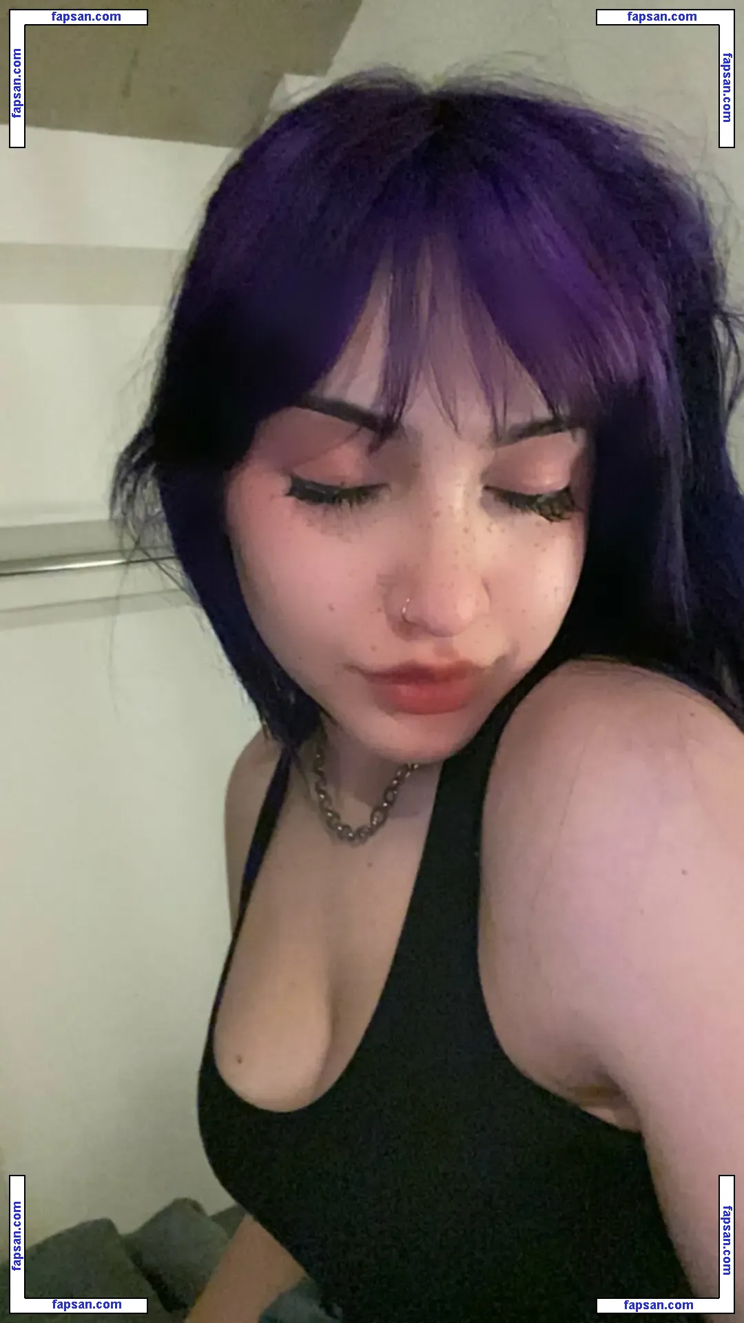 Lurruus голая фото #0007 с Онлифанс