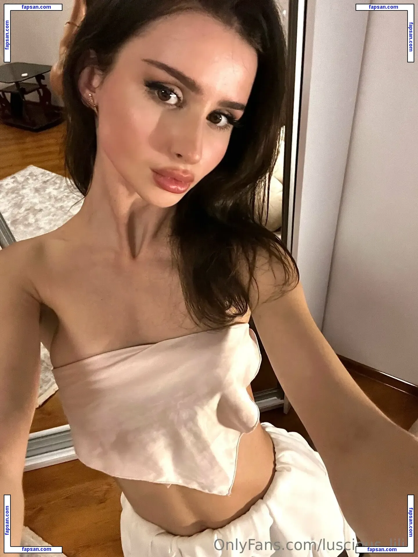 luscious_lilia nude photo #0007 from OnlyFans