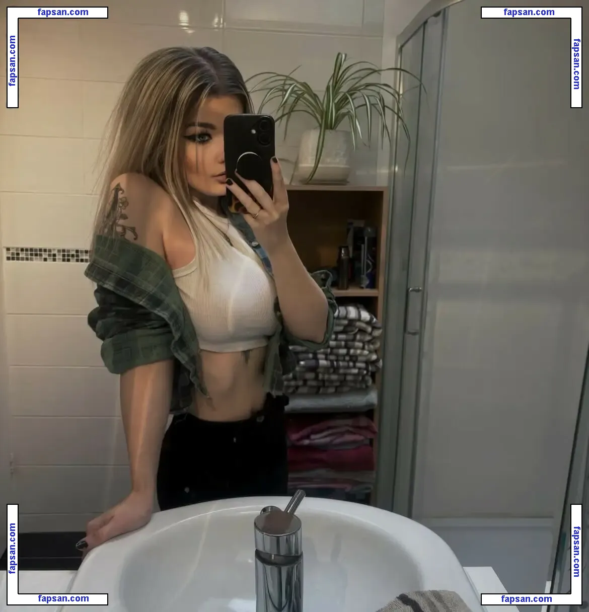 luuucy813 голая фото #0019 с Онлифанс