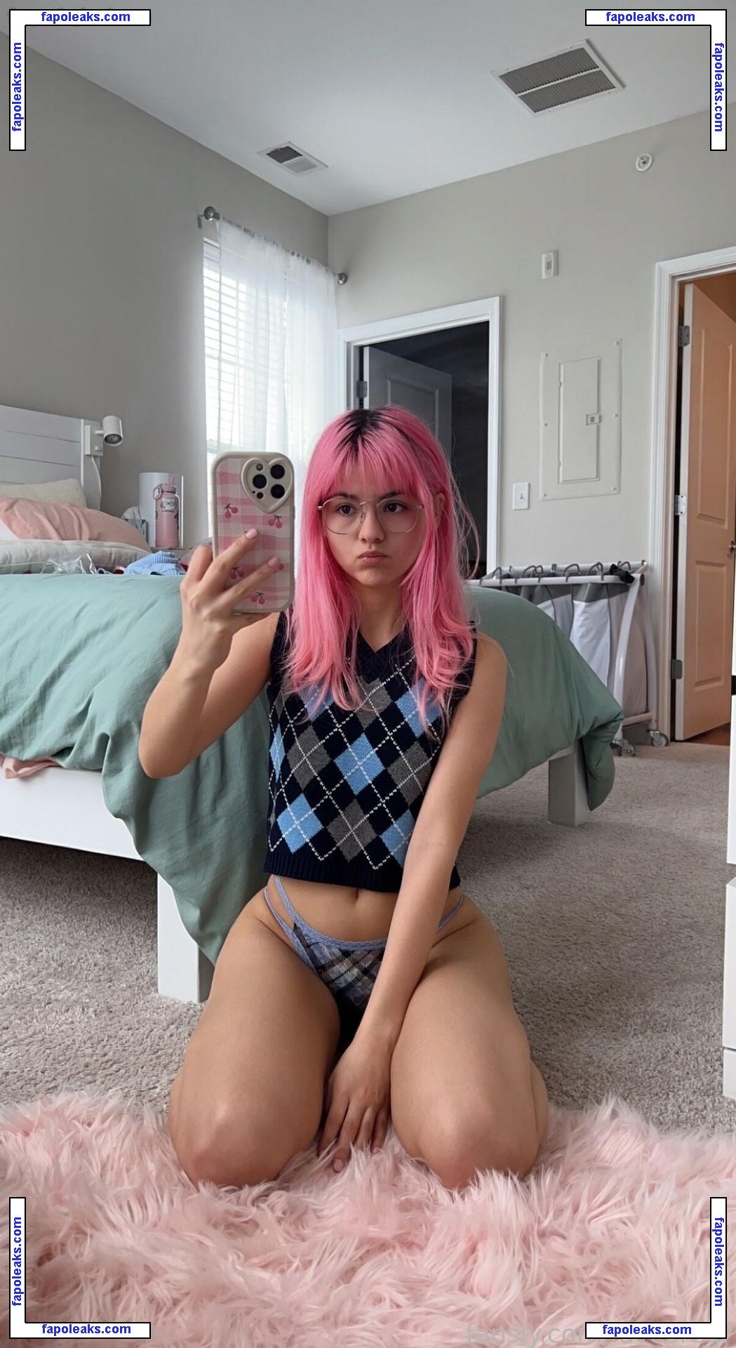 luvcoregf / Fulltime Crybaby nude photo #0032 from OnlyFans