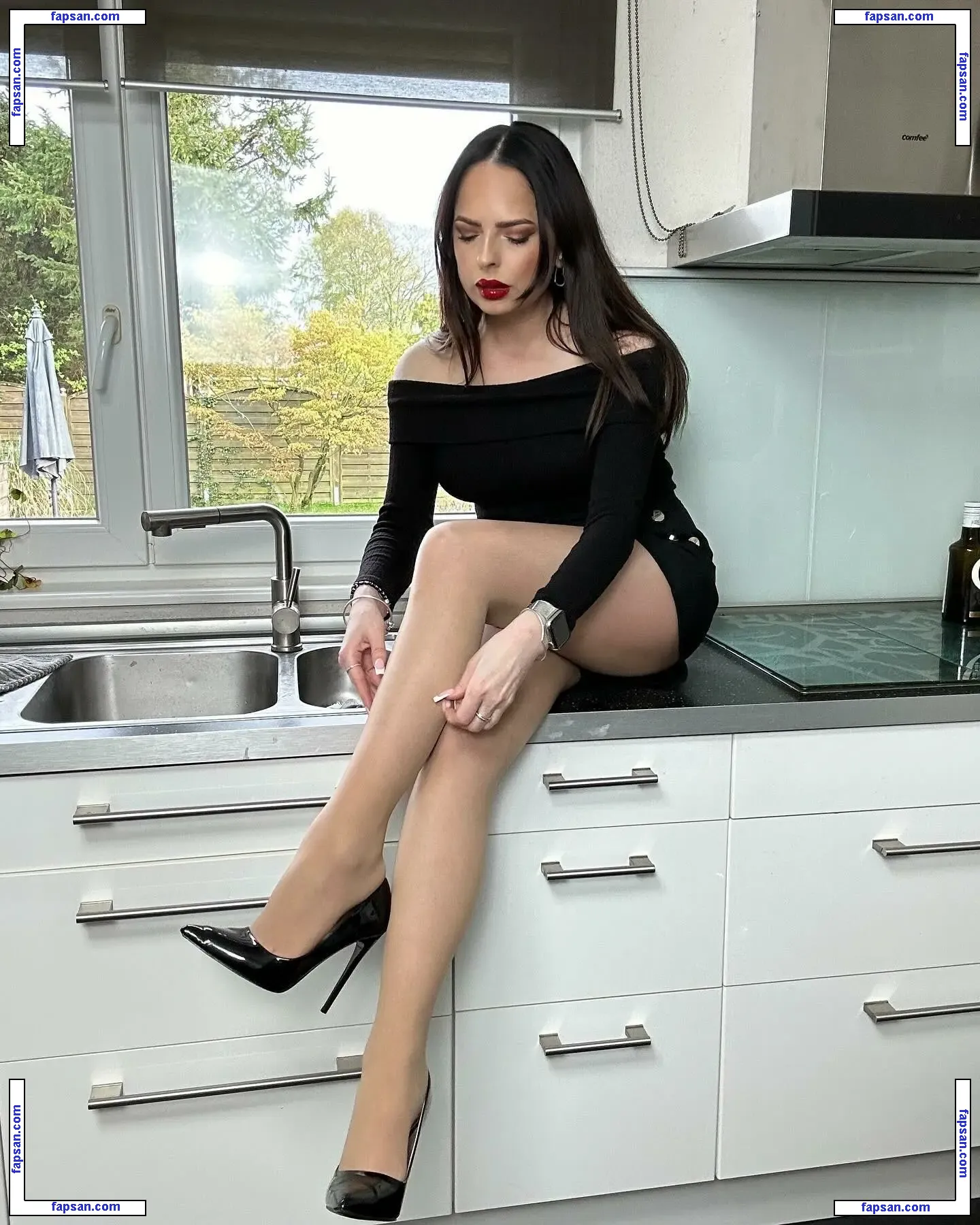 Luxe Bella Donna nude photo #0013 from OnlyFans