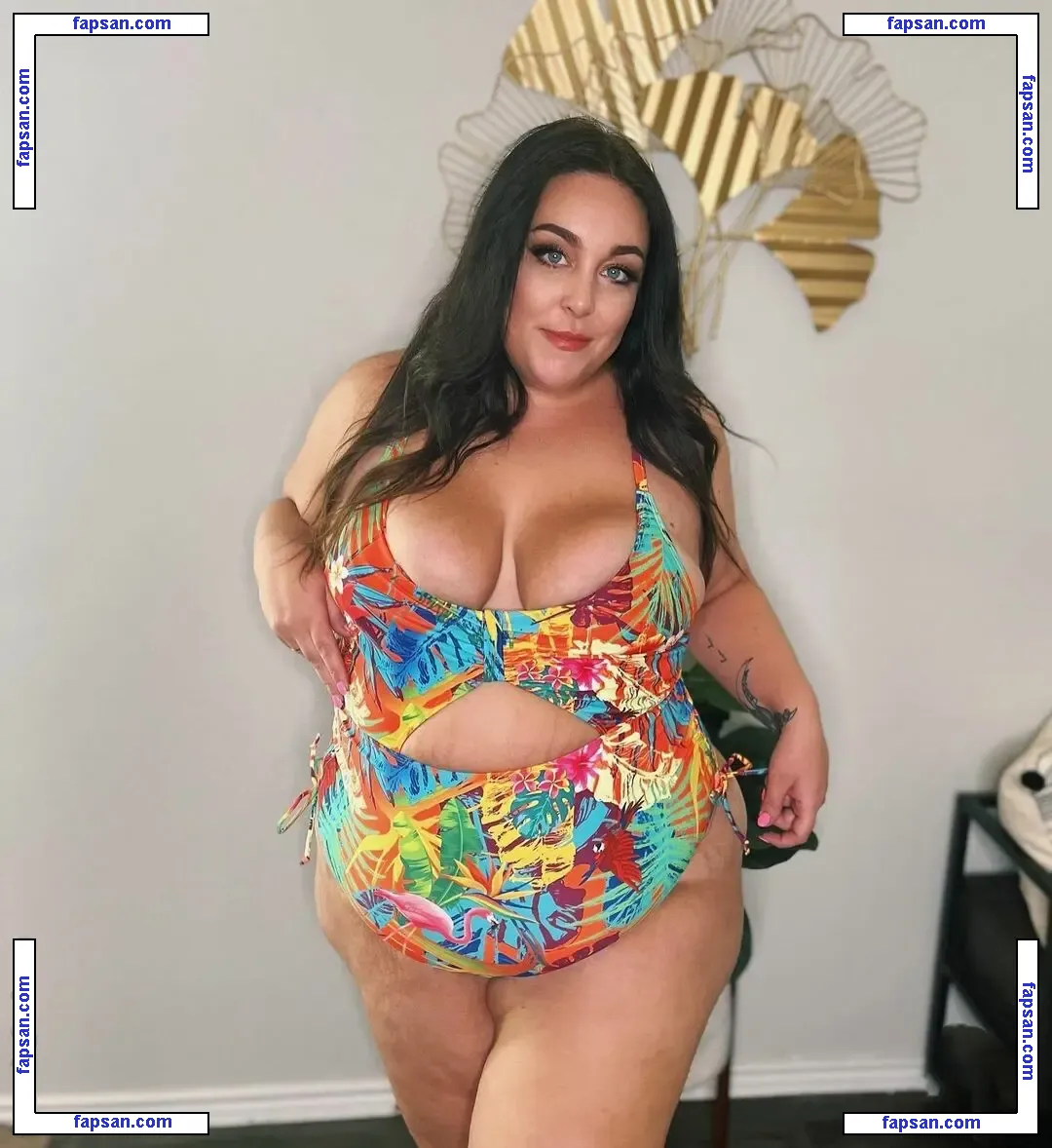 luxeplus048 nude photo #0001 from OnlyFans