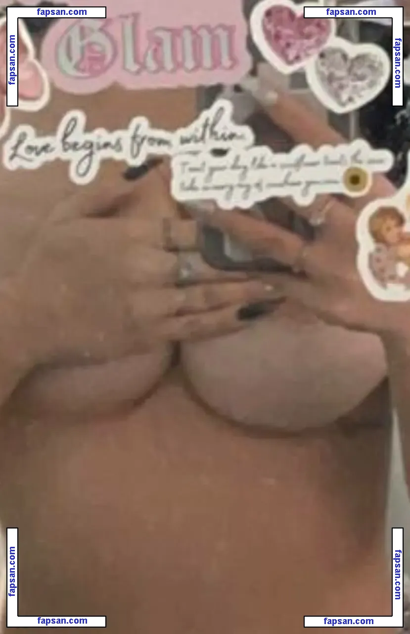 luxuraa nude photo #0032 from OnlyFans