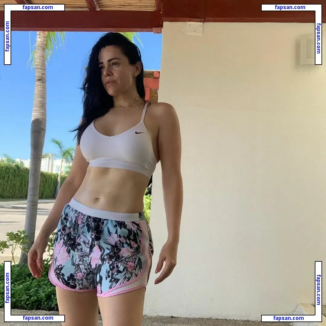 Luz Elena nude photo #0005 from OnlyFans