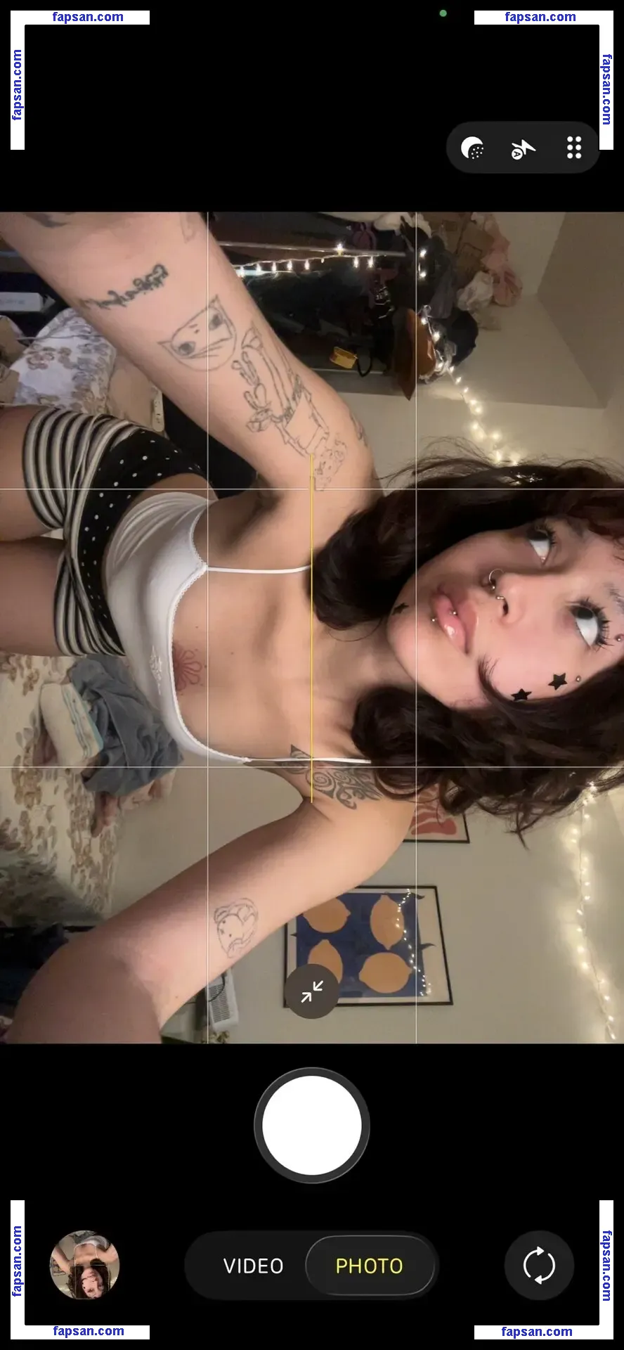 lycheenotes голая фото #0012 с Онлифанс