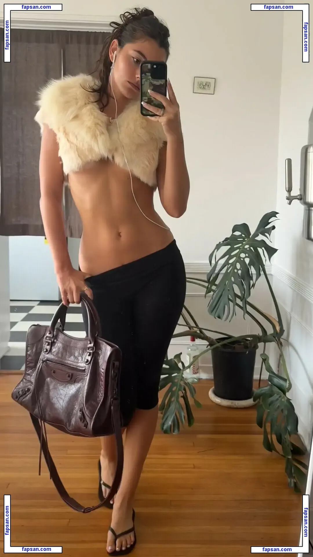 Lydia Campanelli nude photo #0169 from OnlyFans