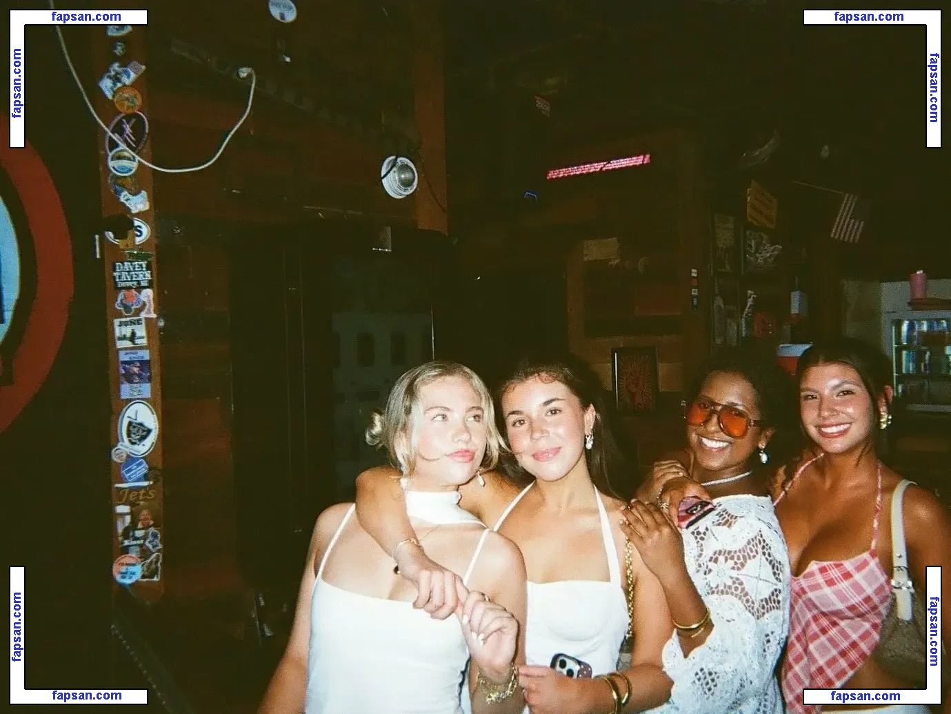 Lydia Lowry голая фото #0030 с Онлифанс