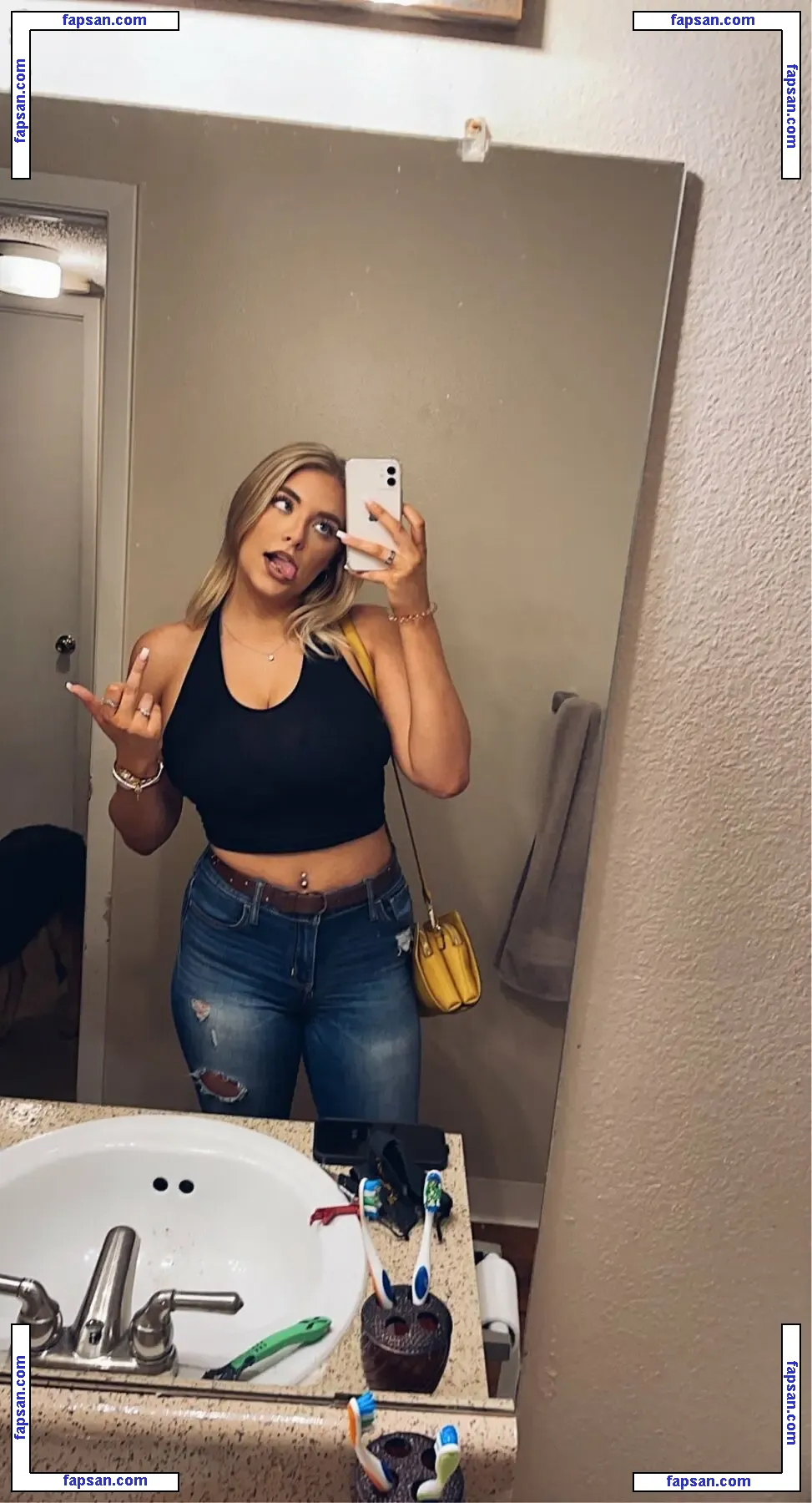 Lydia N nude photo #0047 from OnlyFans