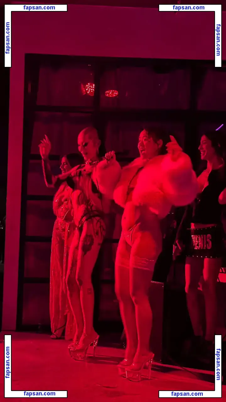 Lydiaren голая фото #0056 с Онлифанс