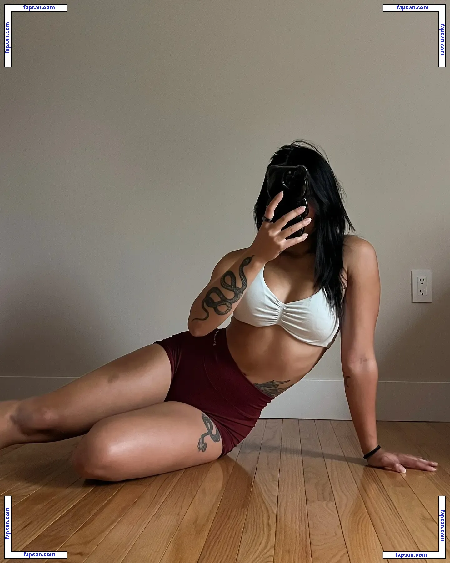 Lyla.fit nude photo #0027 from OnlyFans