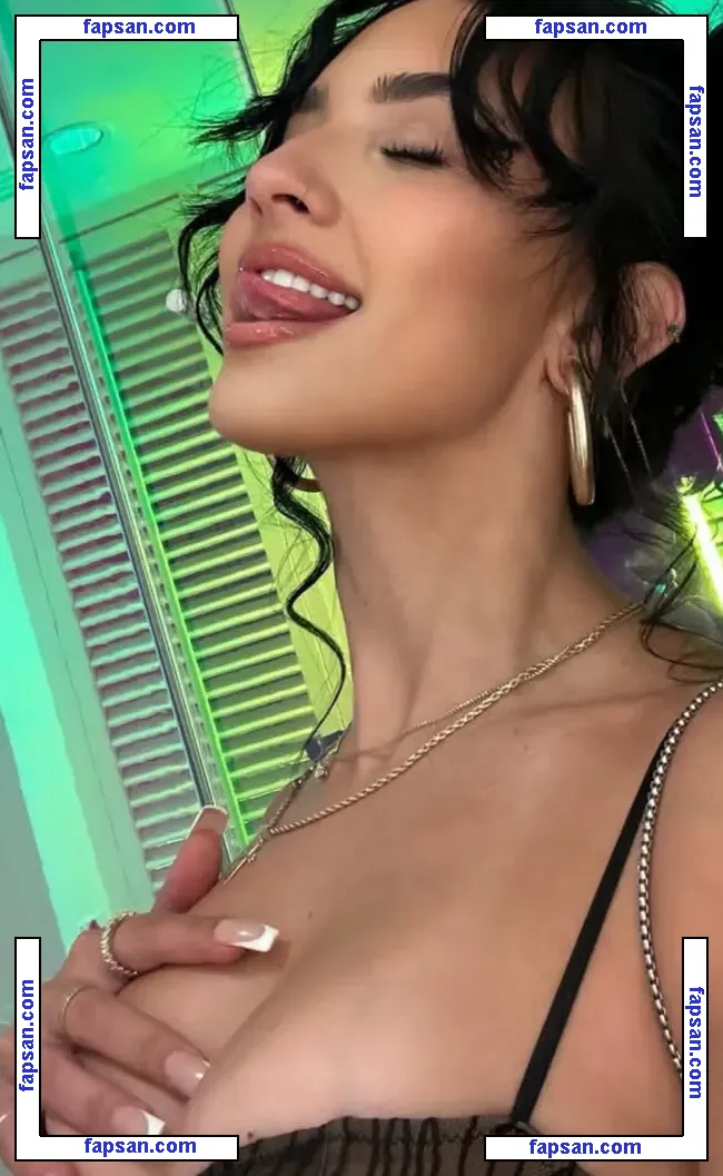 Lynn Kainoa nude photo #0010 from OnlyFans