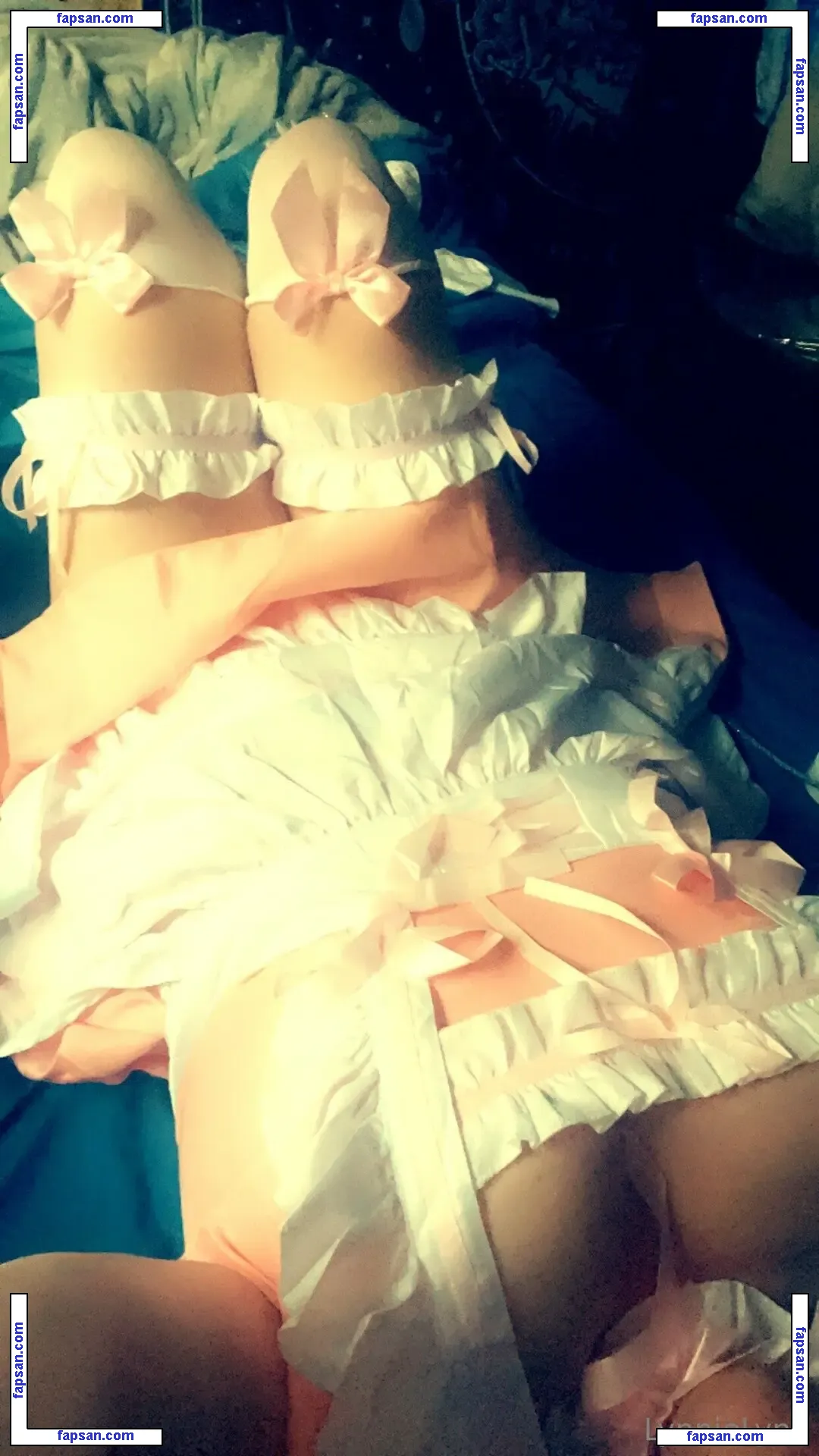 lynnielynn_22 nude photo #0005 from OnlyFans