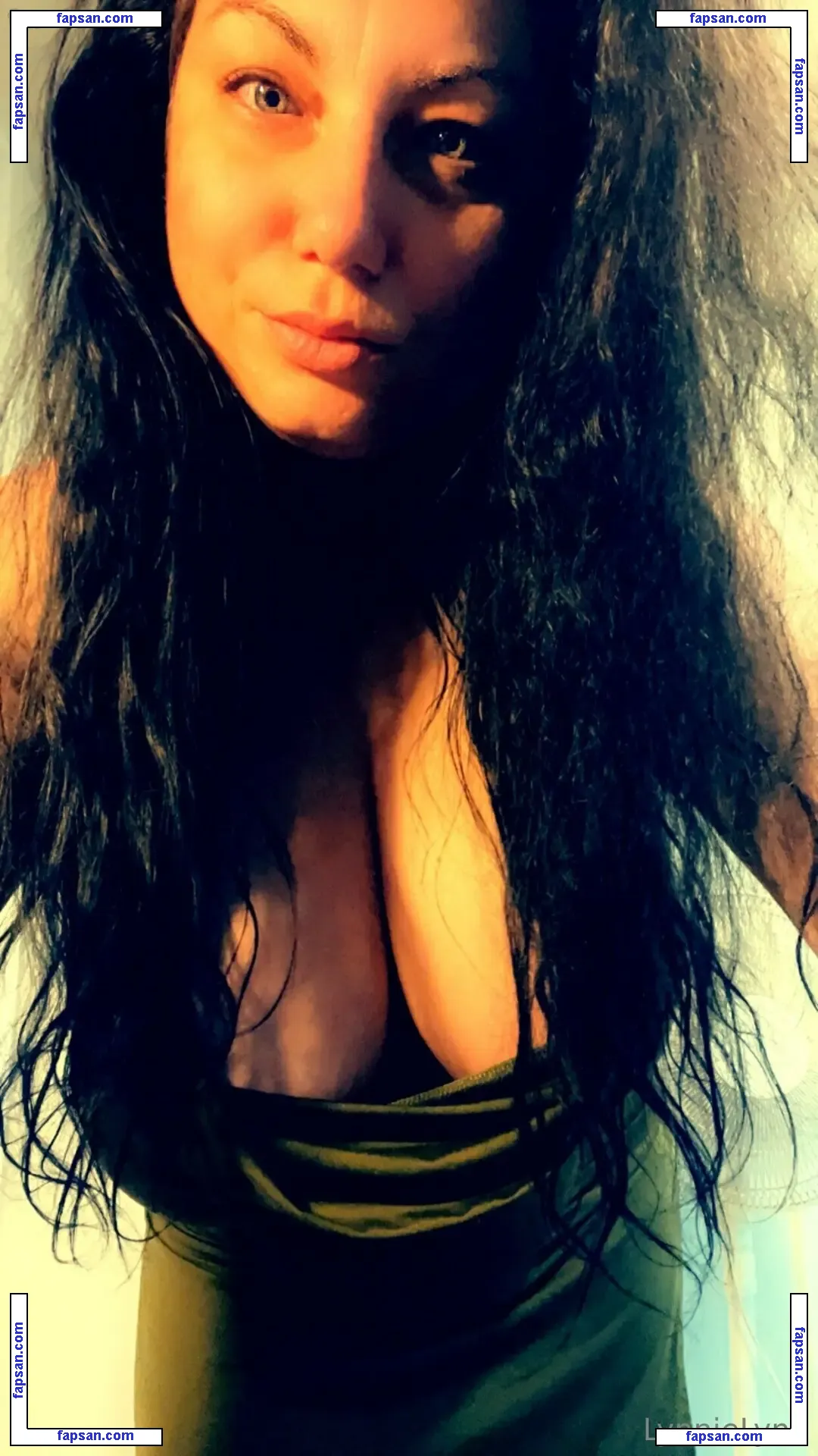 lynnielynn_22 nude photo #0007 from OnlyFans