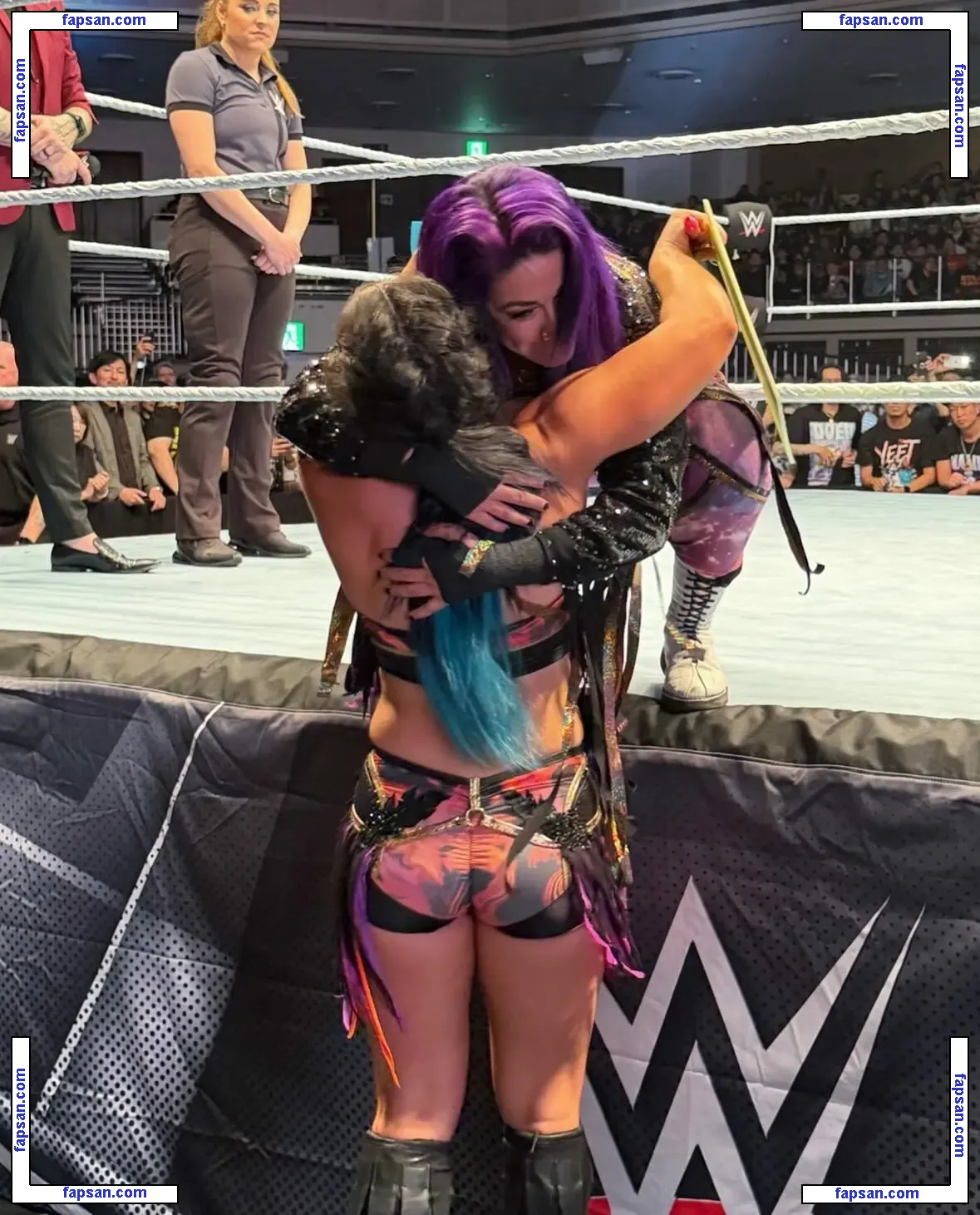 Lyra Valkyria голая фото #0057 с Онлифанс