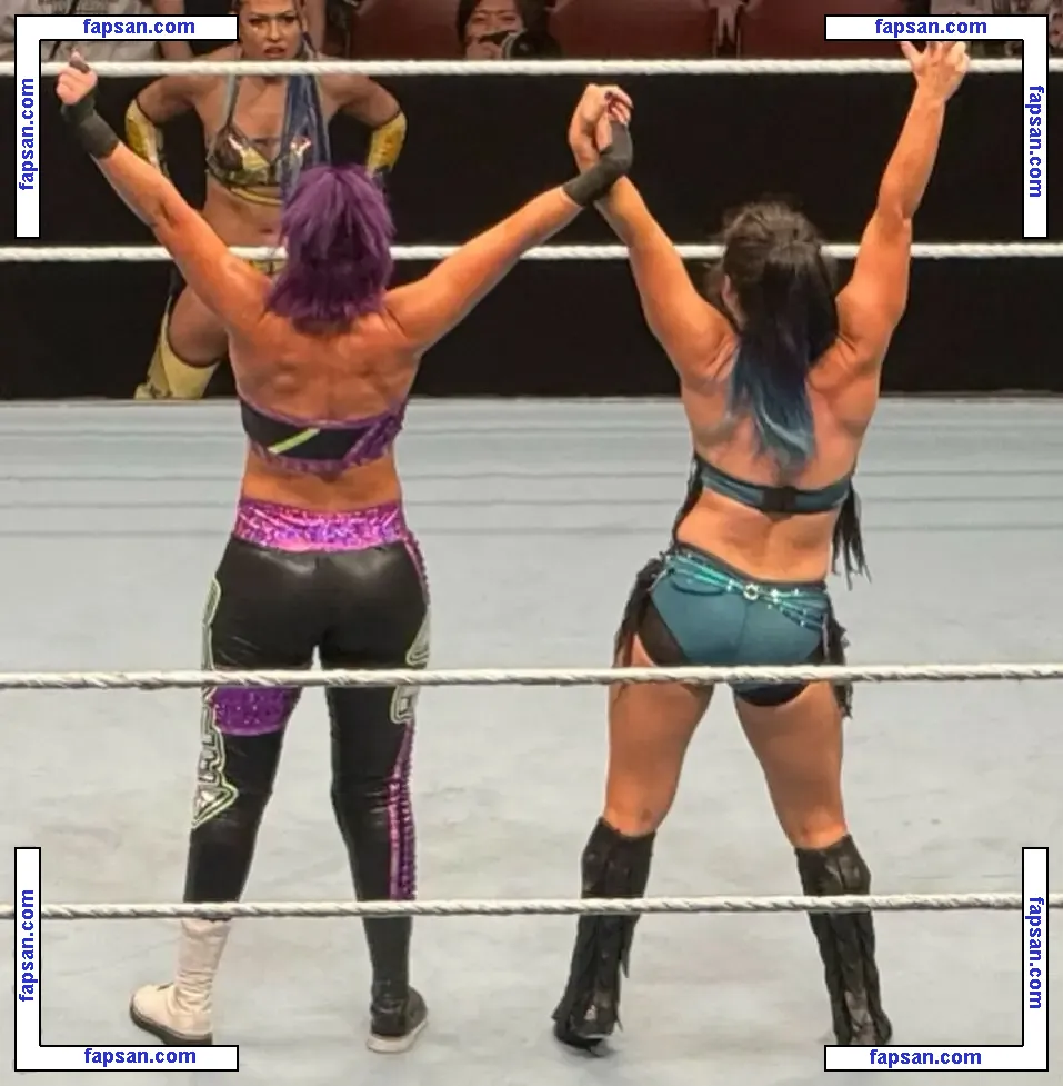 Lyra Valkyria голая фото #0061 с Онлифанс