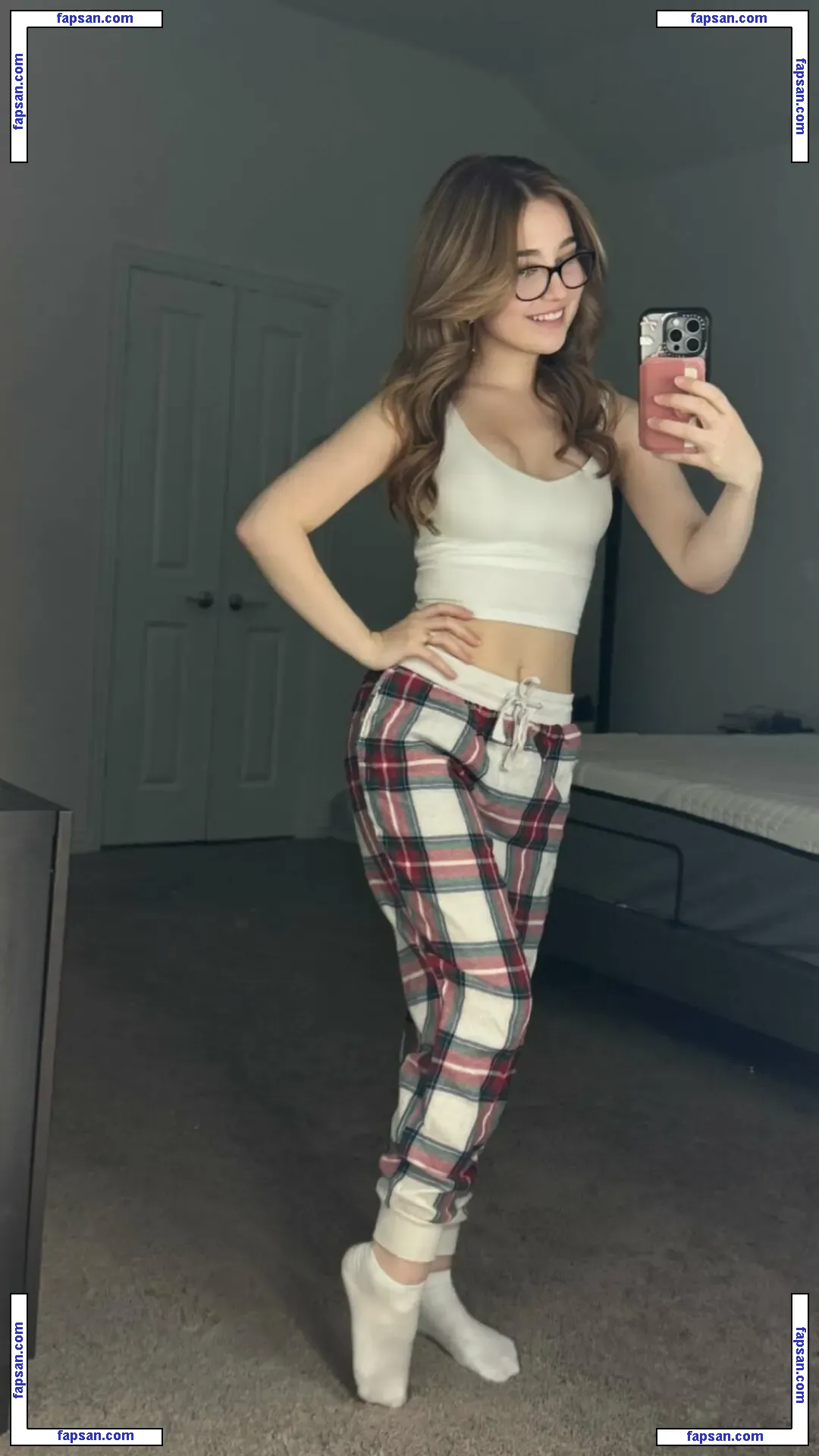 Lyssaurora голая фото #0310 с Онлифанс