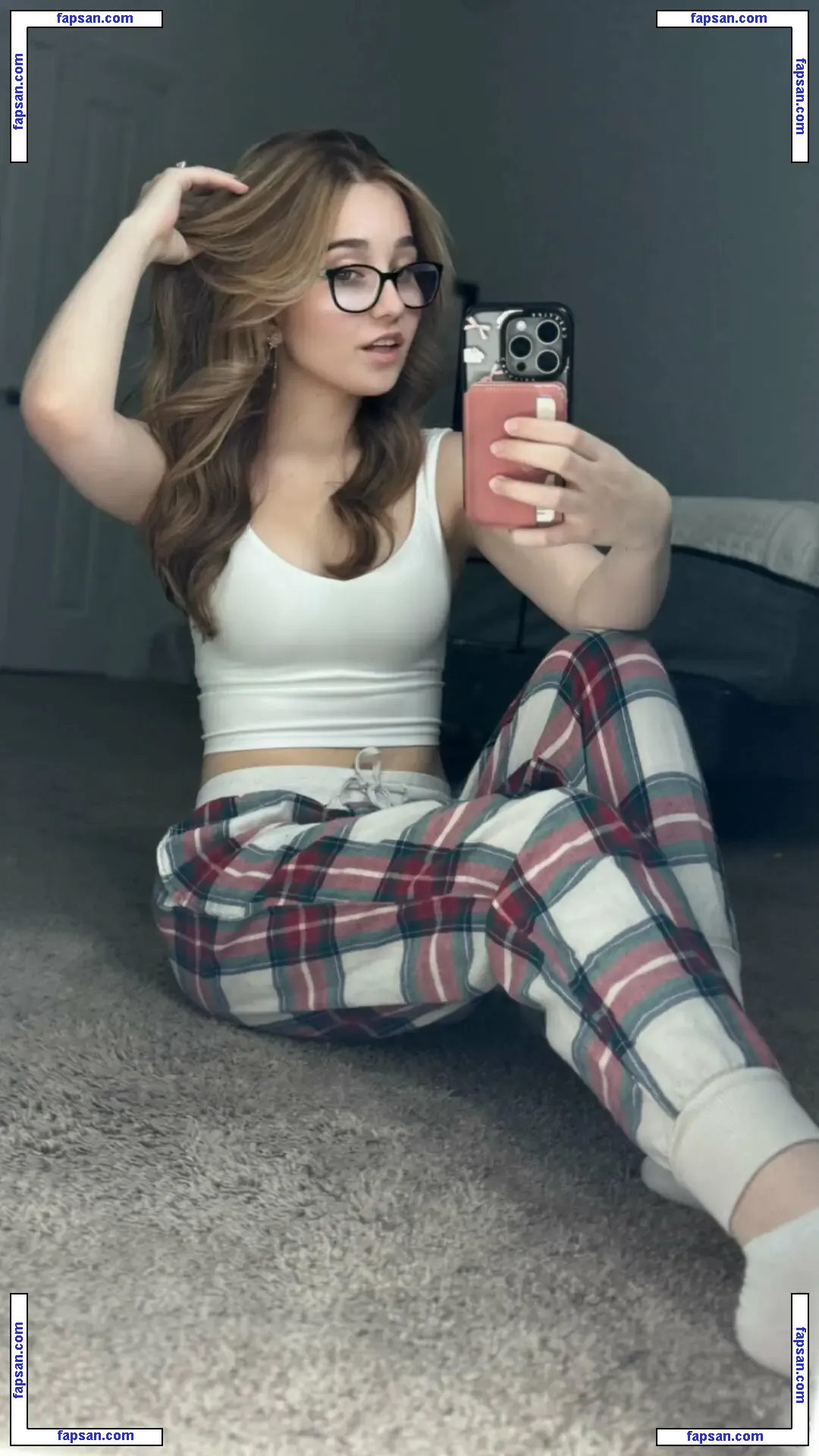 Lyssaurora голая фото #0315 с Онлифанс