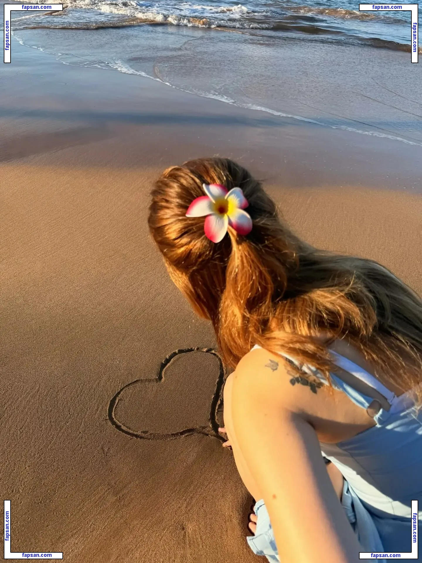 Lyssaurora голая фото #0322 с Онлифанс