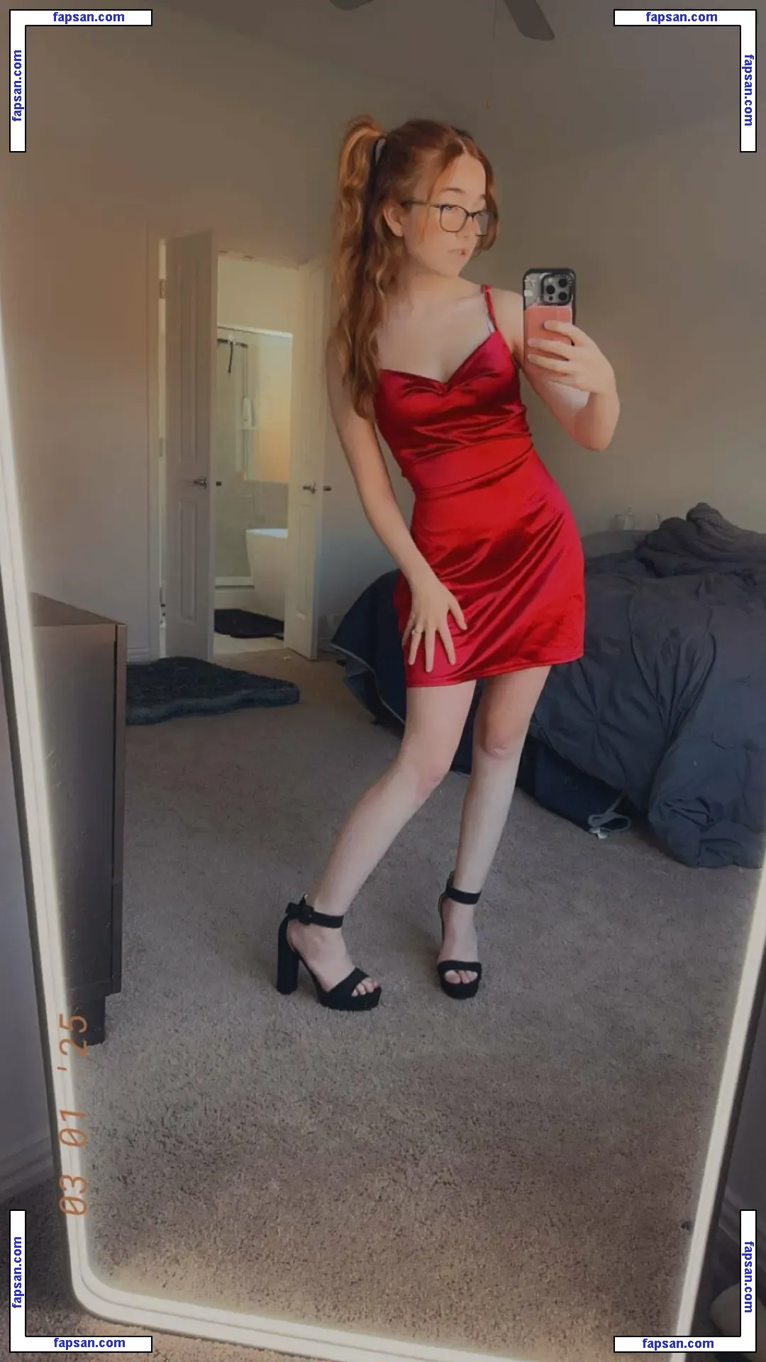 Lyssaurora голая фото #0349 с Онлифанс