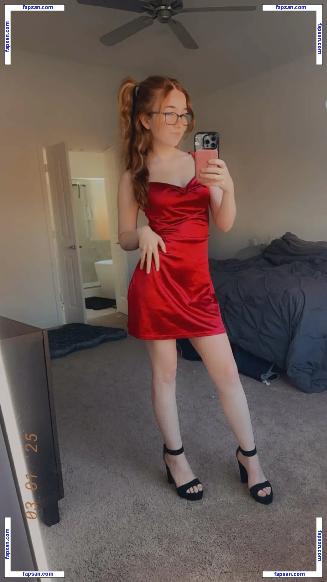 Lyssaurora голая фото #0352 с Онлифанс